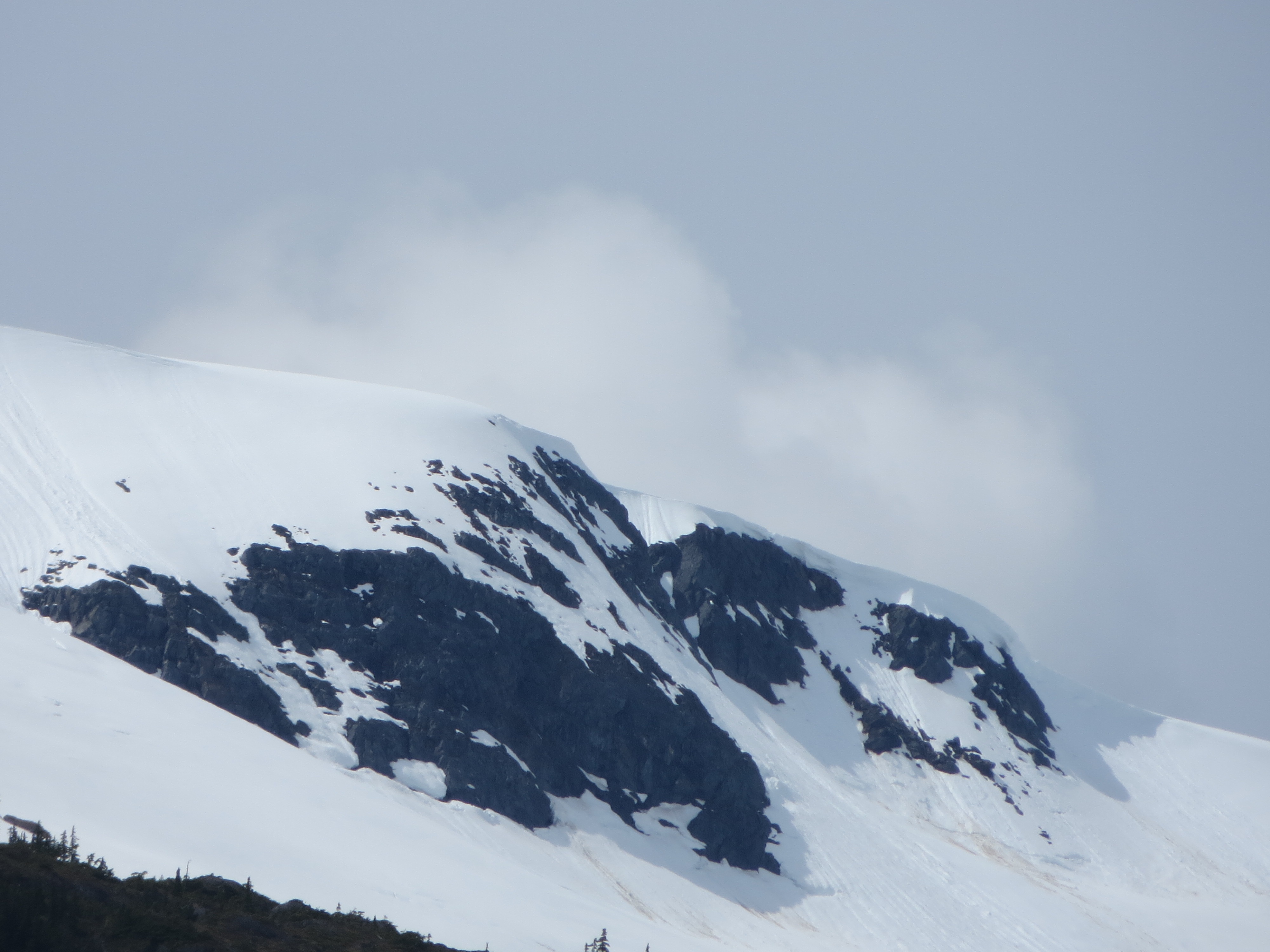155633 Hintergrundbild herunterladen natur, sky, mountains, schnee, scheitel, nach oben - Bildschirmschoner und Bilder kostenlos