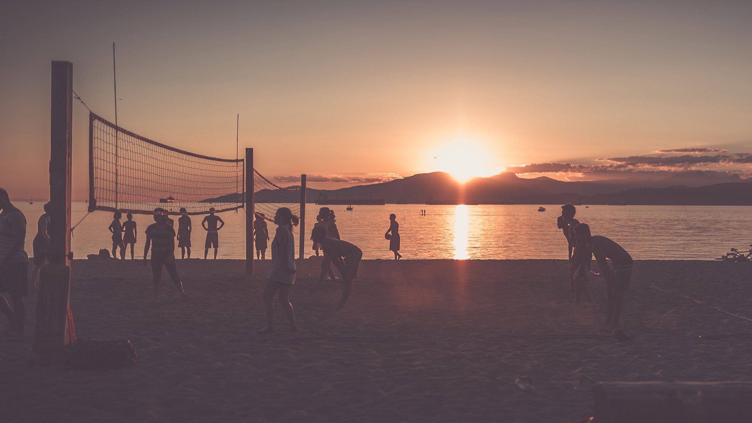 Laden Sie Das Beach Volleyball Hintergrundbild Für Ihr Handy In