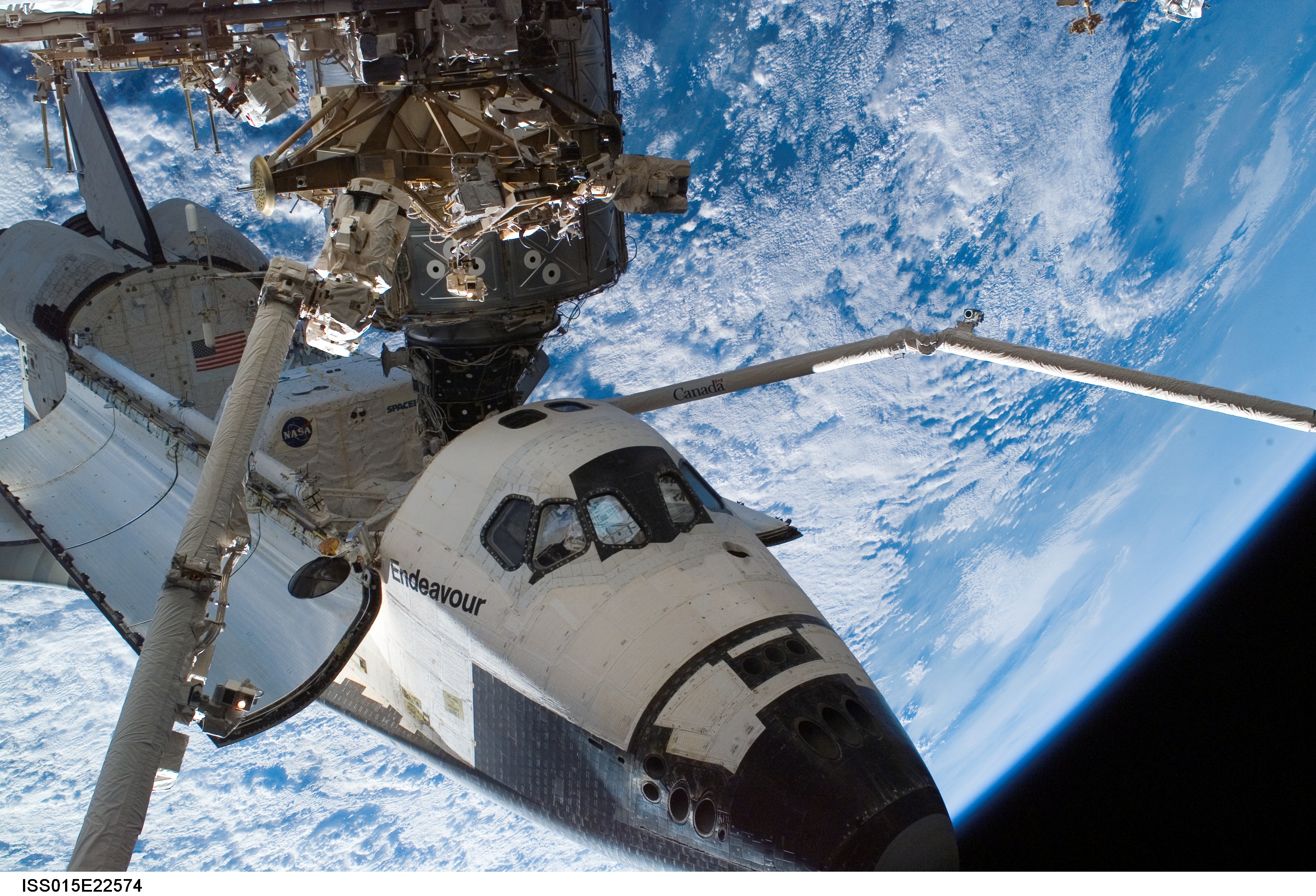 162094 Hintergrundbild herunterladen fahrzeuge, endeavour (raumfähre), erde, aus dem all, satellit, raumfähre, space shuttles - Bildschirmschoner und Bilder kostenlos