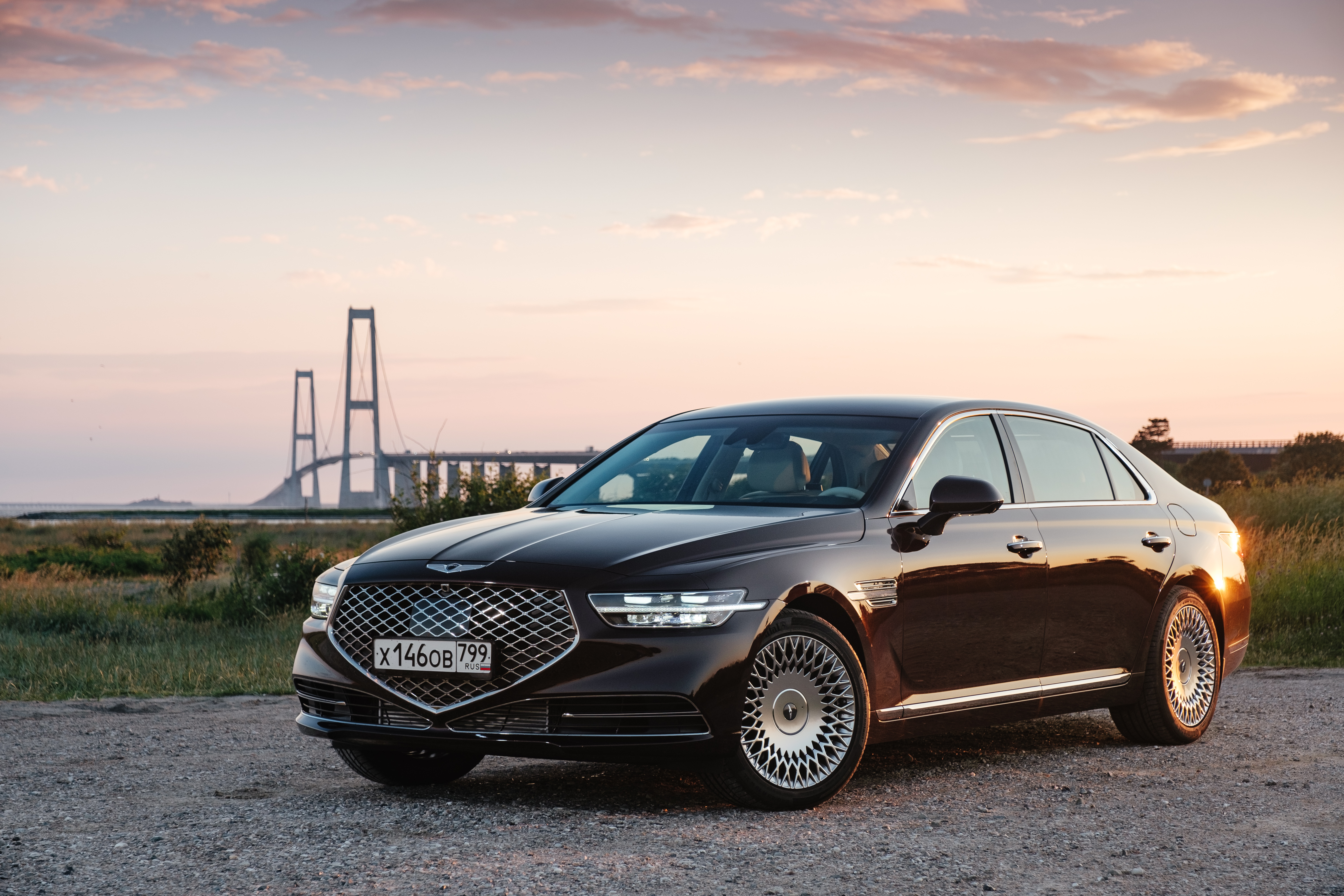 Genesis g90l. Дженезис 90. Дженезис v90. Genesis g90 3.3 t.