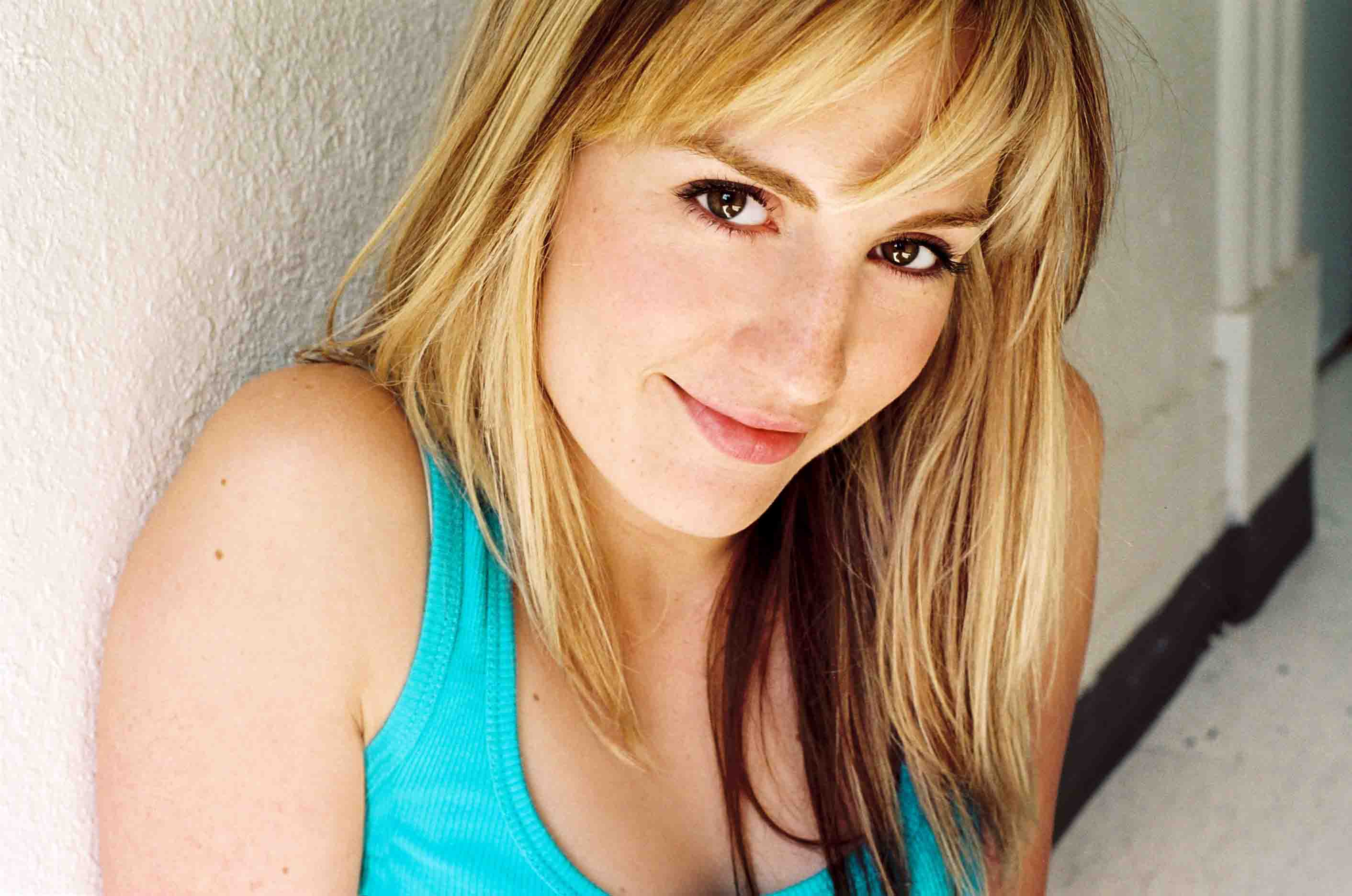 Ai son. Alison Haislip. Алисон 2000. Alison Haislip Максим. Хейслип Барбара.