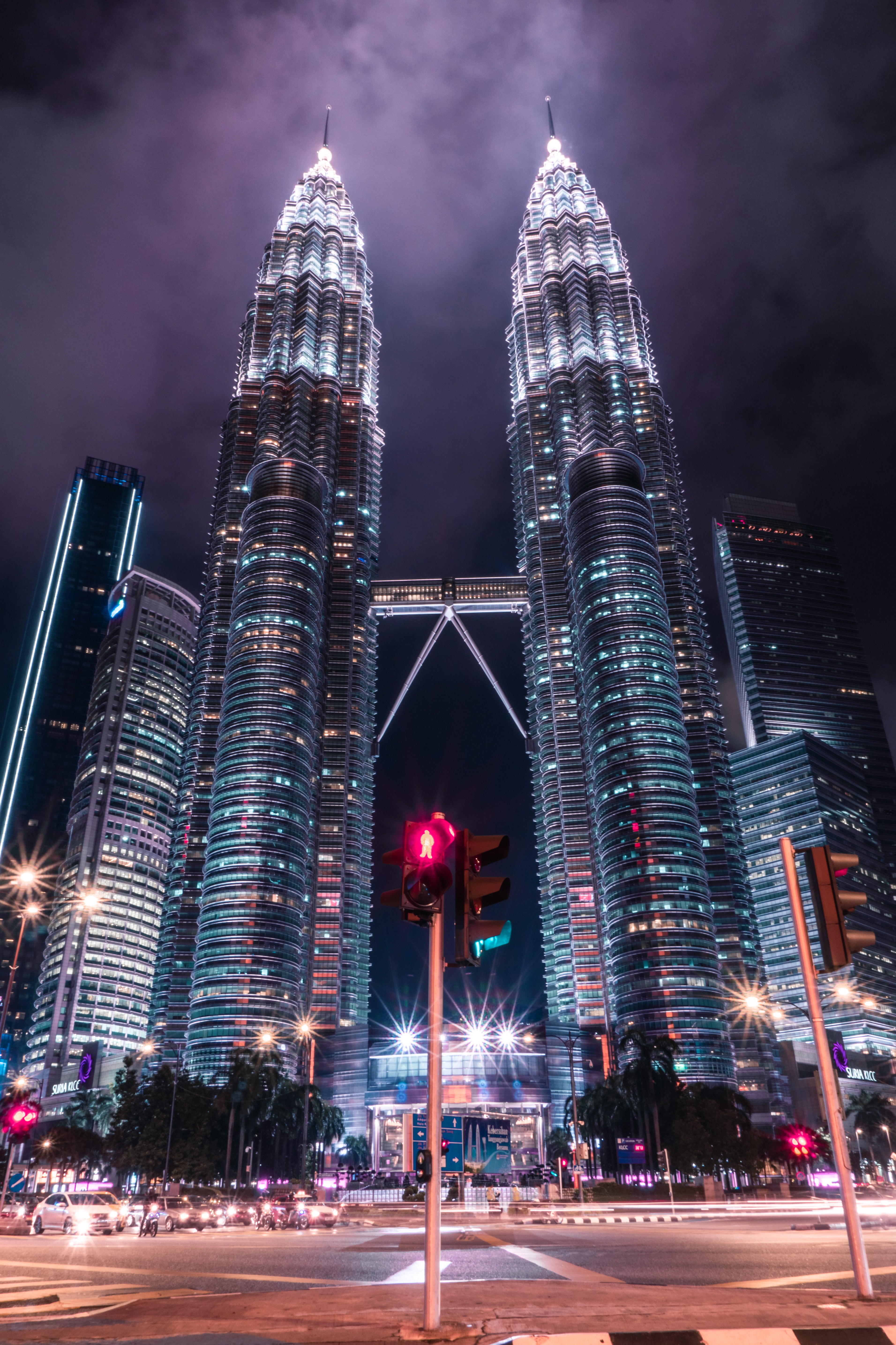 night, building, traffic light, cities, architecture, city, tower, towers 4K Ultra