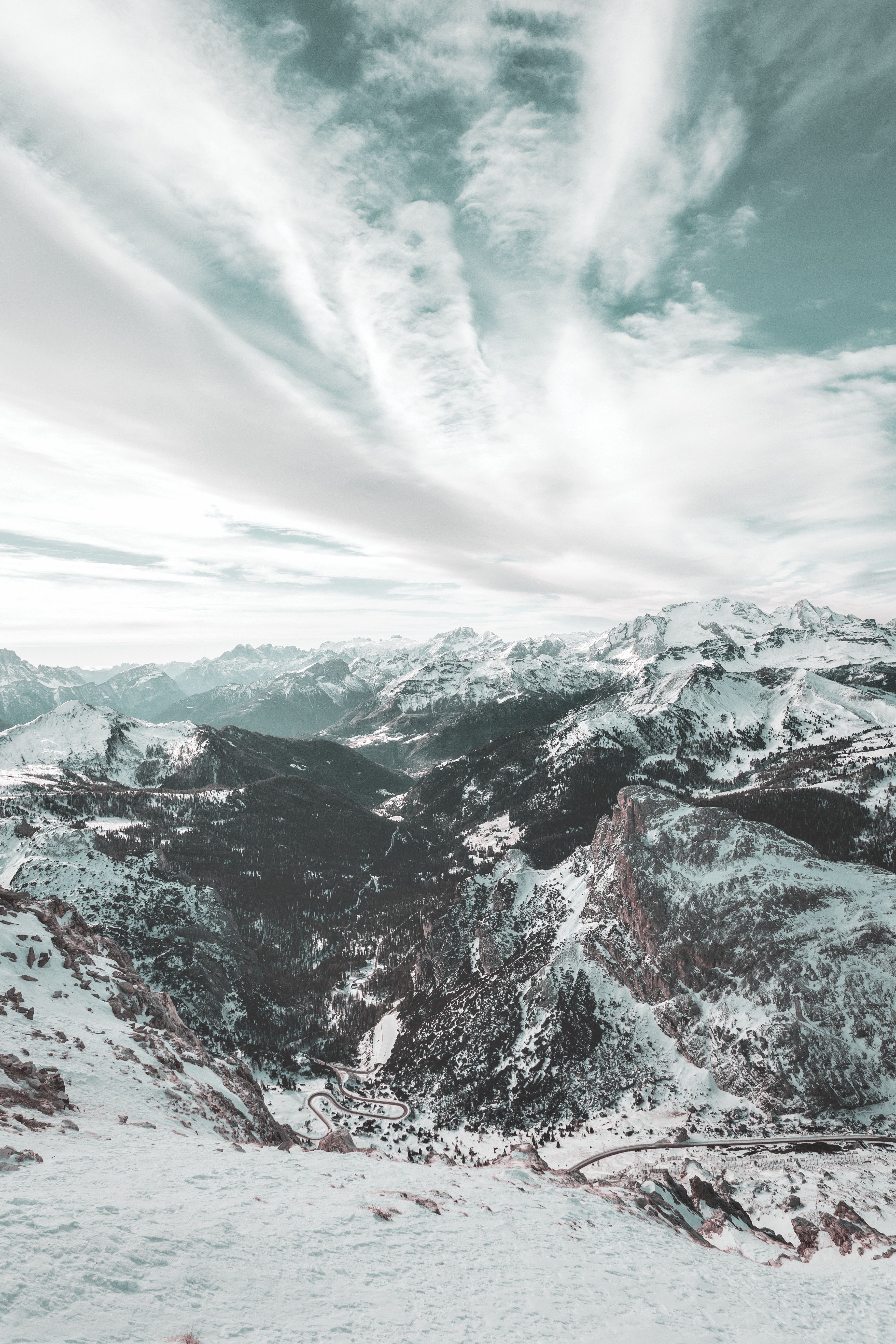 Handy-Wallpaper Mountains, Clouds, Schnee, Blick Von Oben, Winter, Natur, Sky, Dolomiten, Italien kostenlos herunterladen.