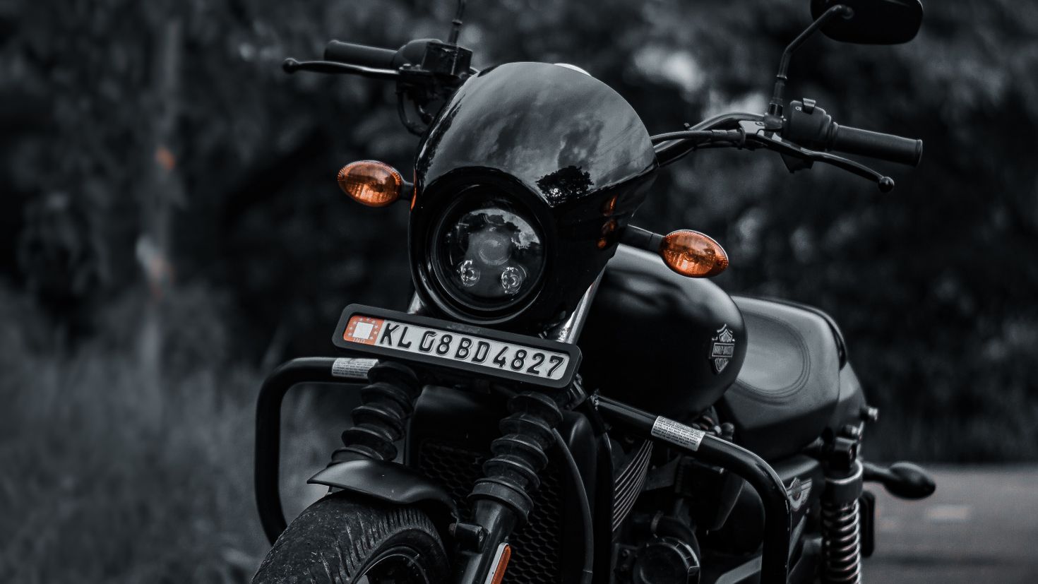 Royal Enfield вид спереди