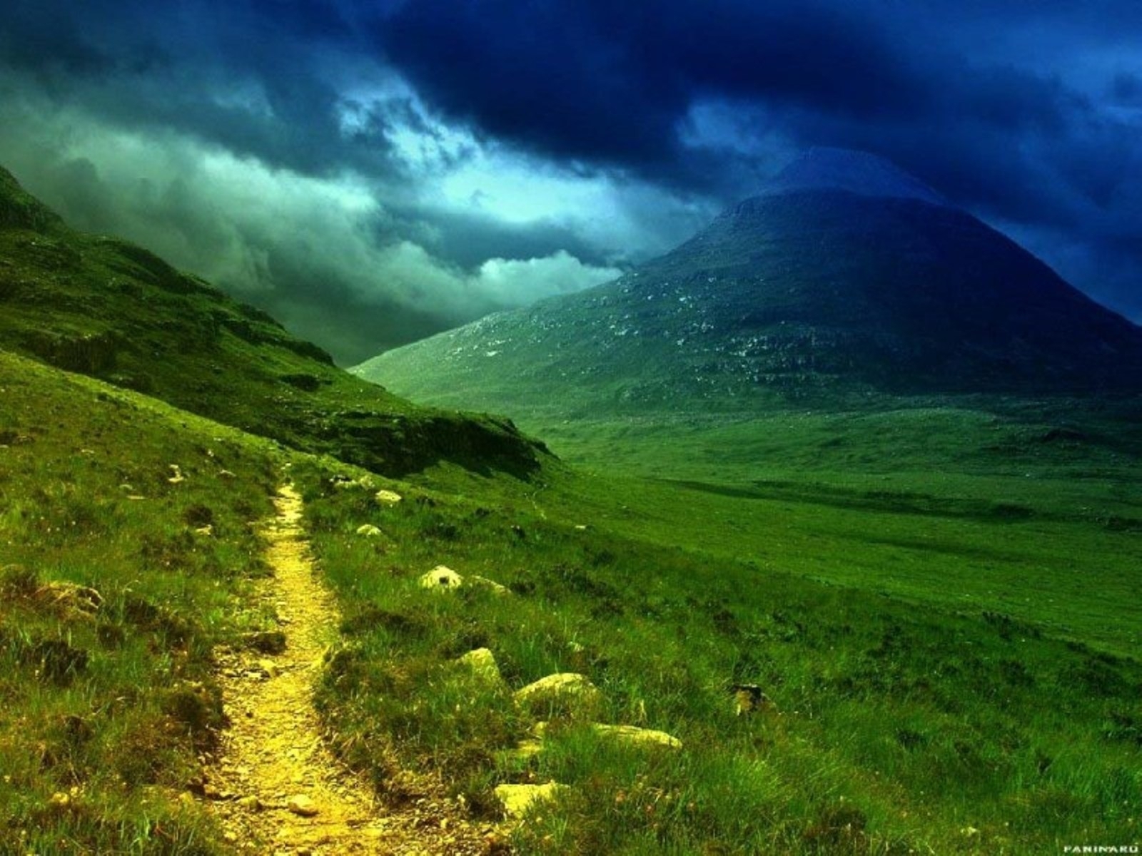 Laden Sie das Landschaft, Grass, Roads, Mountains-Bild kostenlos auf Ihren PC-Desktop herunter