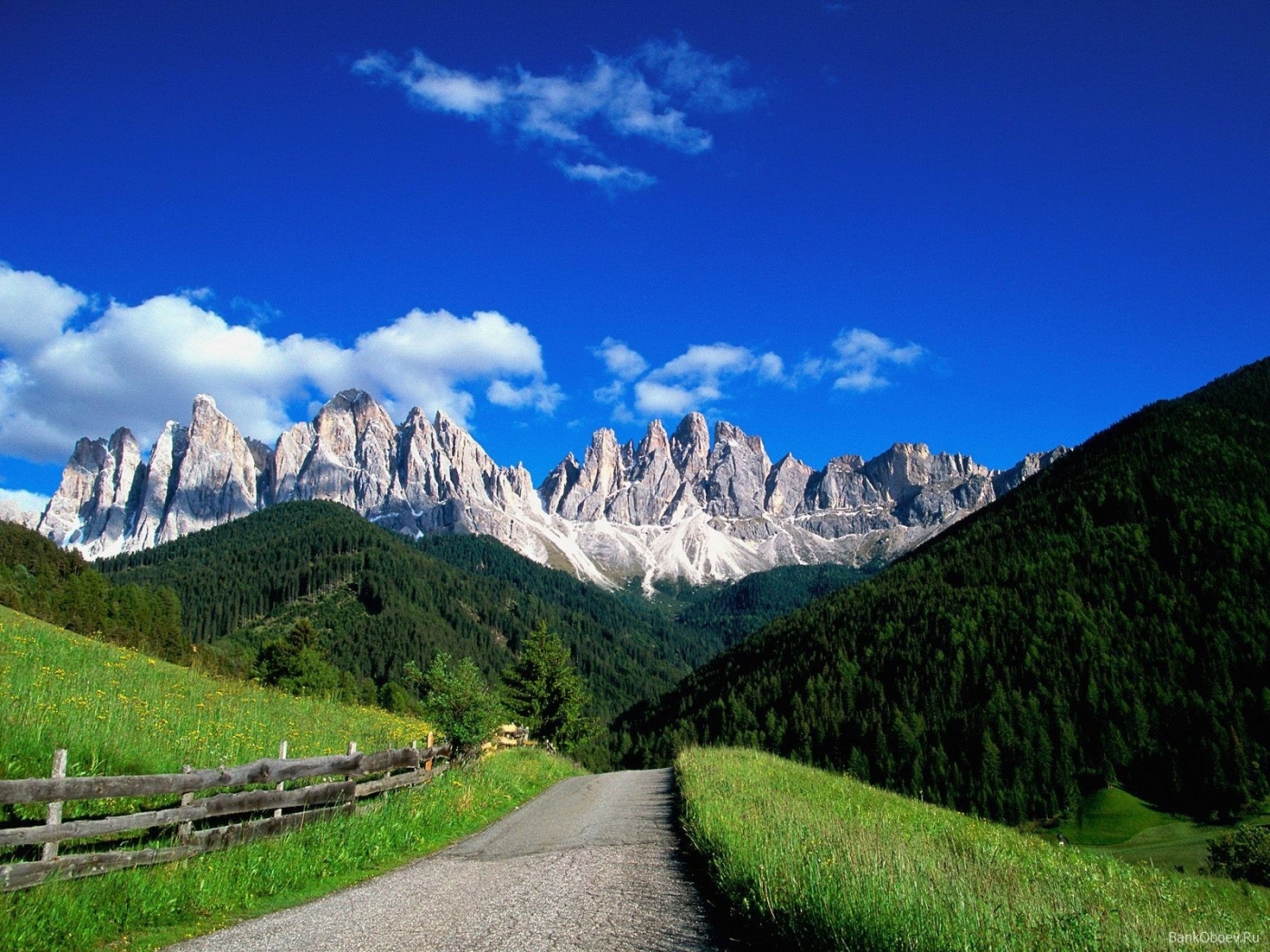 Download mobile wallpaper Landscape, Roads, Mountains for free.