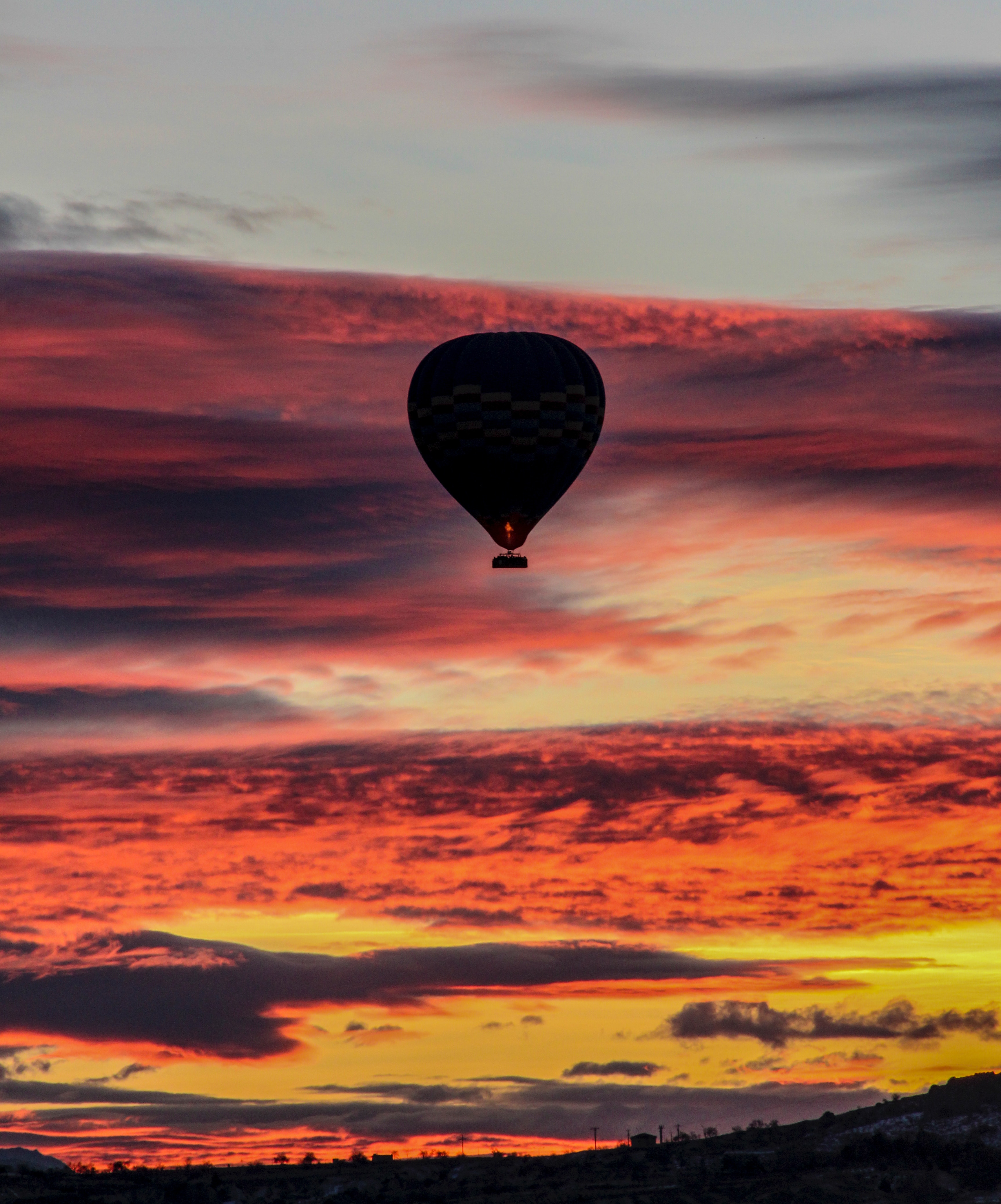 Free download wallpaper Nature, Sky, Clouds, Flight, Balloon, Sunset on your PC desktop