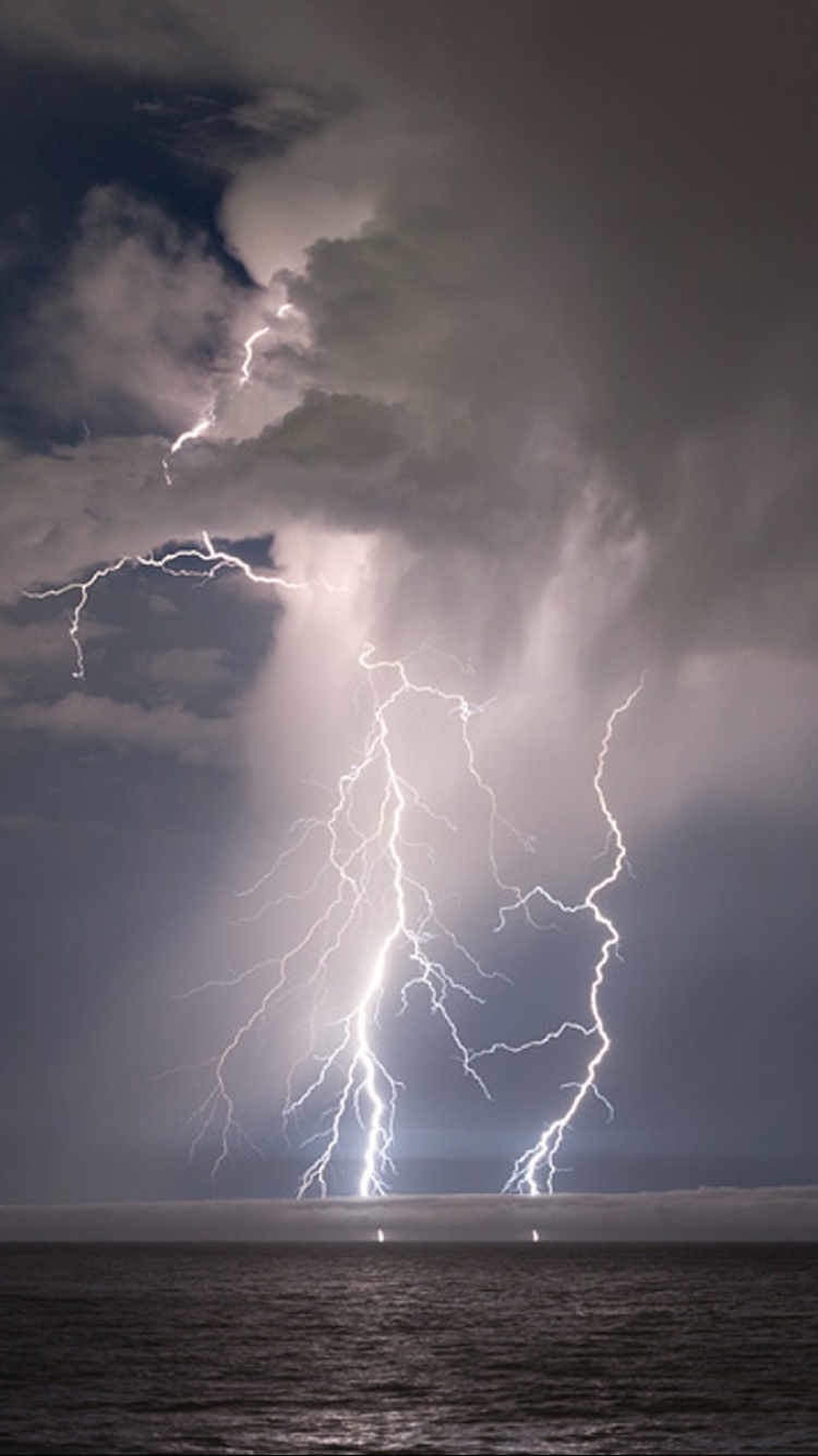Download Lightning wallpapers for mobile phone free Lightning HD  pictures