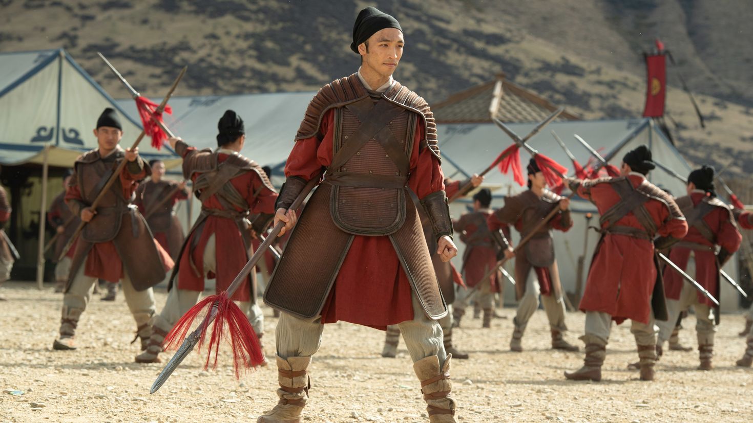 Мулан 2020. Мулан / Mulan (2020). Mulan фильм 2020. Джет ли Мулан. Мулан 2020 Мулан.