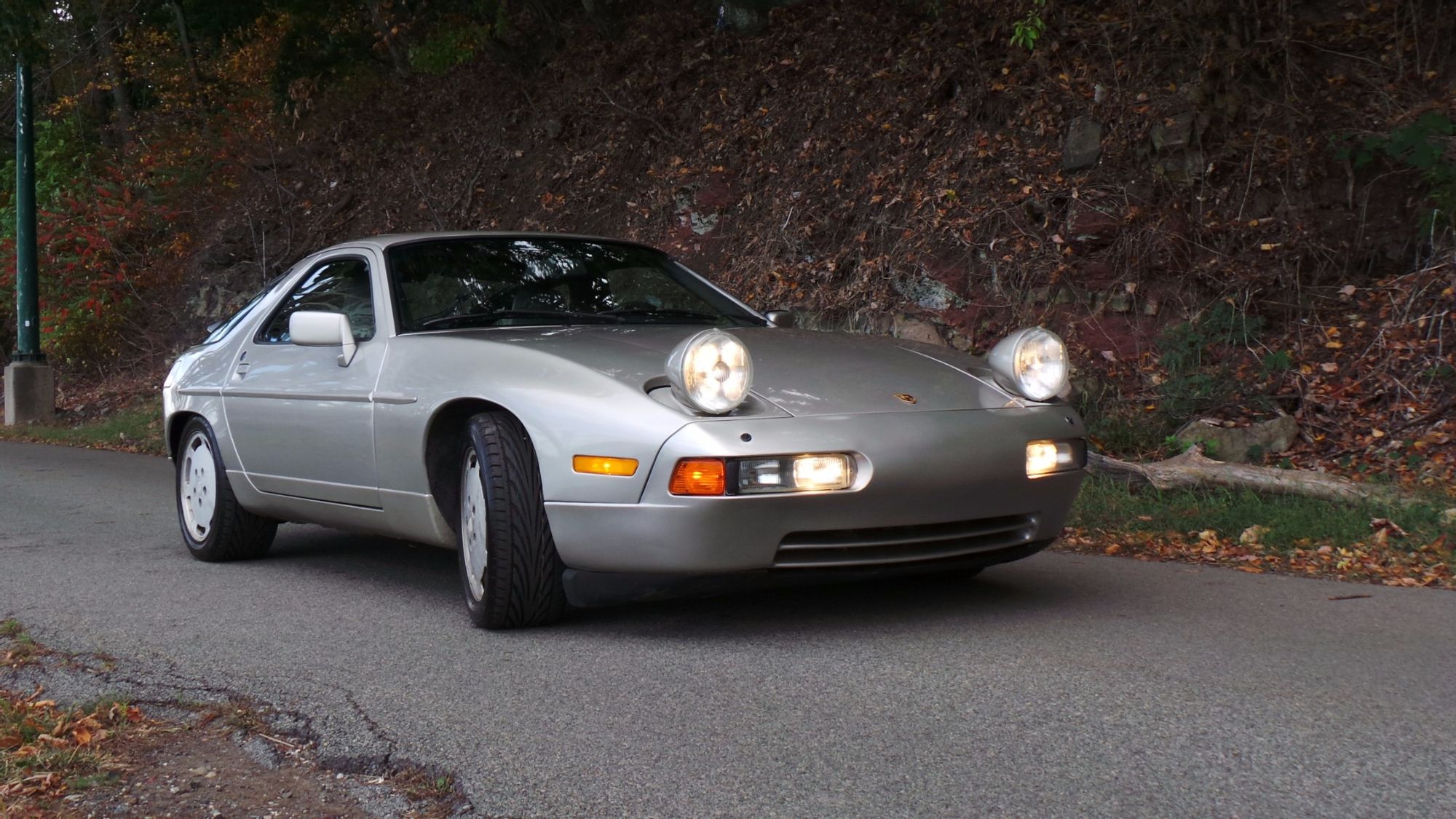 Porsche 928 фары