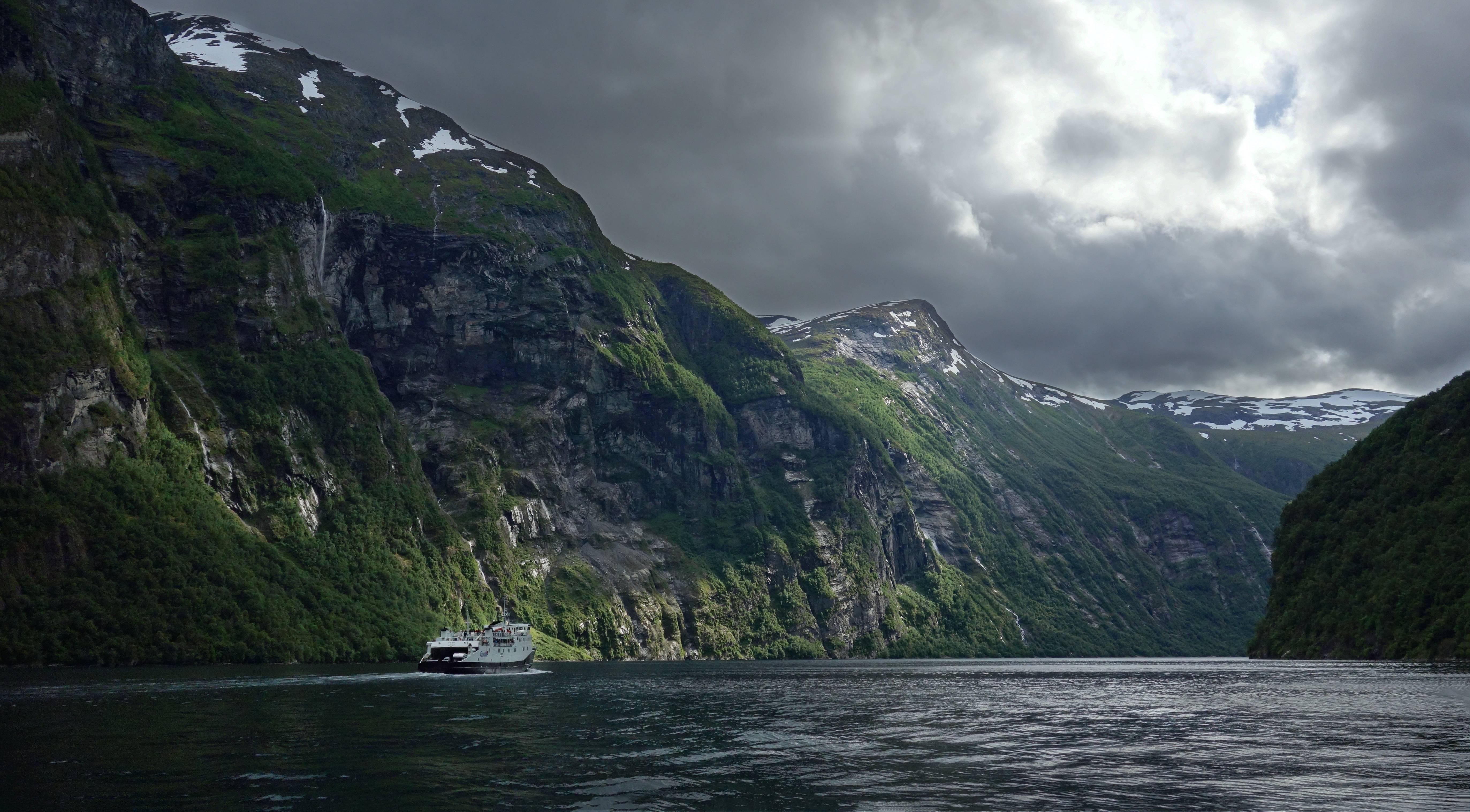 741224 скачать обои фьорд, норвегия, ландшафт, земля/природа - заставки и картинки бесплатно
