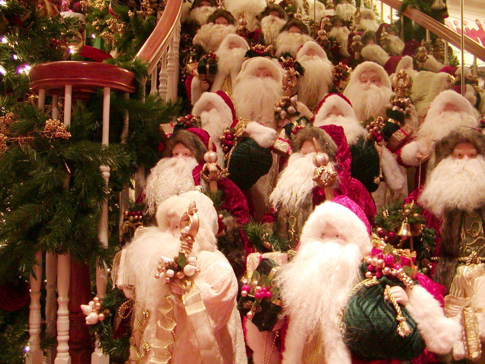 14086 скачать картинку рождество (christmas xmas), праздники, новый год (new year), дед мороз, санта клаус (santa claus), игрушки, оранжевые - обои и заставки бесплатно