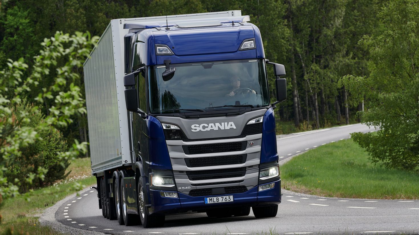 Scania r320