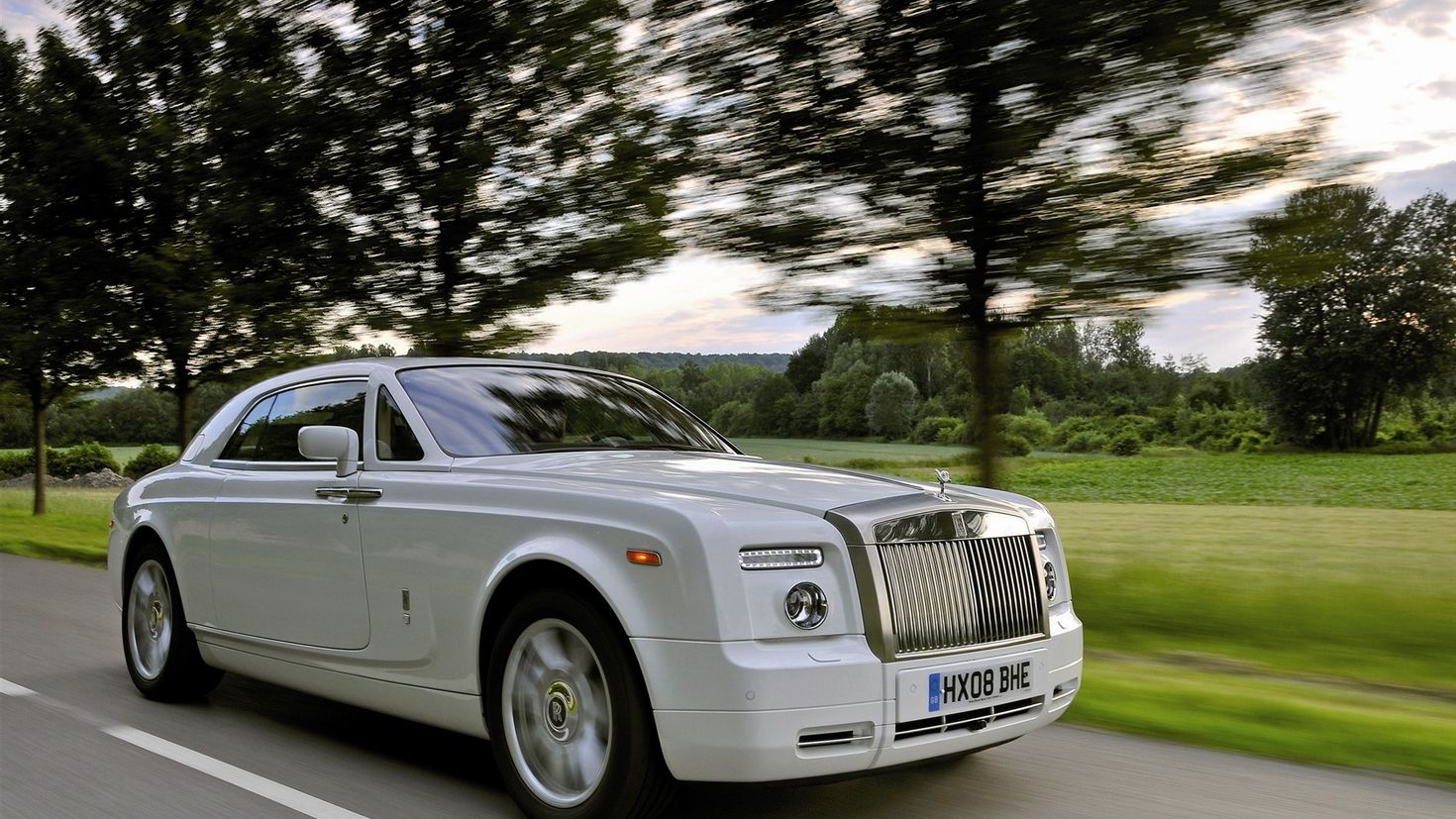 Rolling cars. Rolls Royce Phantom Coupe 2008. Роллс Ройс лимузин. Роллс Ройс Фантом 6. Роллс Ройс Vignale.