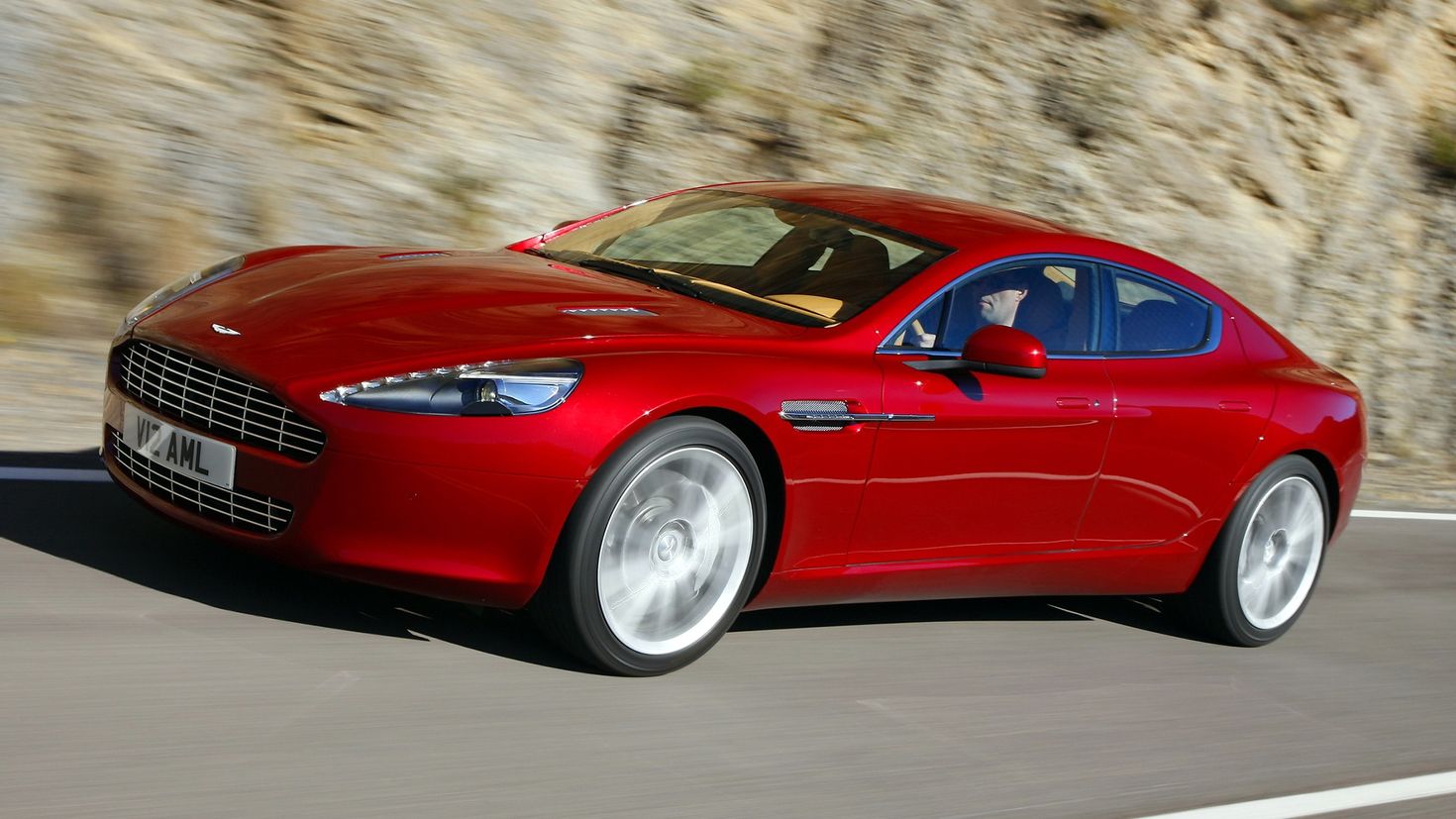 Aston Martin db9 красный