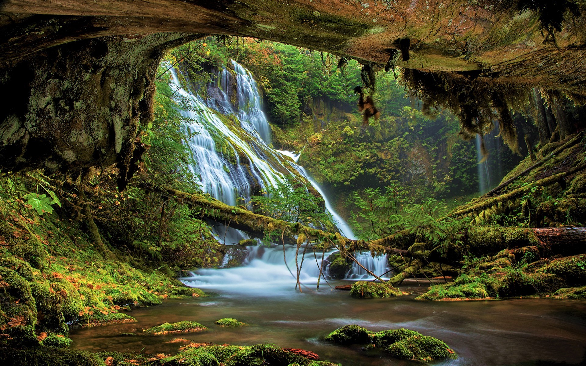 Водопады Север, Орегон, США