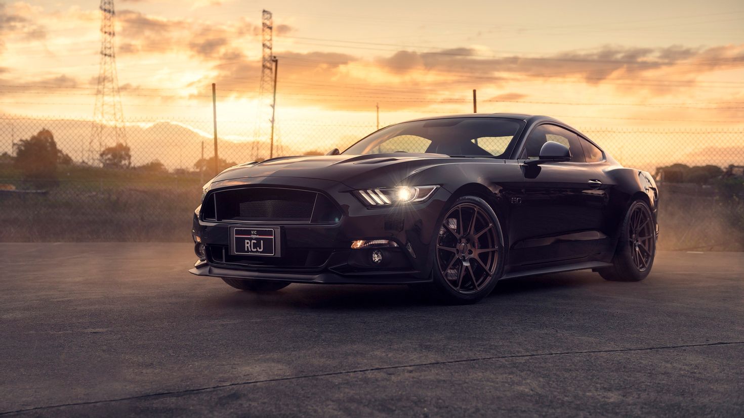Ford Mustang Black Night