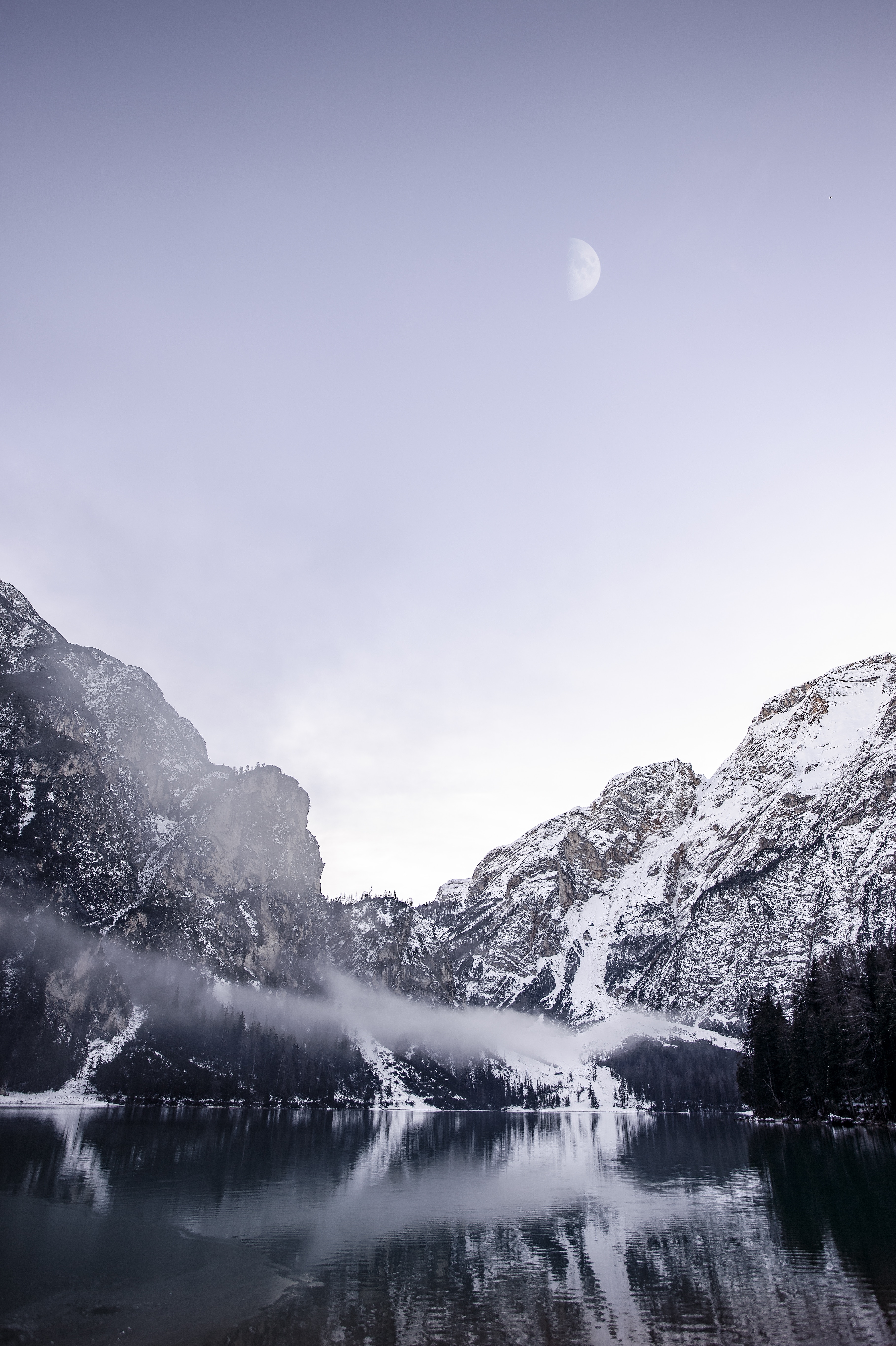 無料モバイル壁紙霧, 積雪, 雪に覆われた, 湖, 自然, 山脈, 風景をダウンロードします。