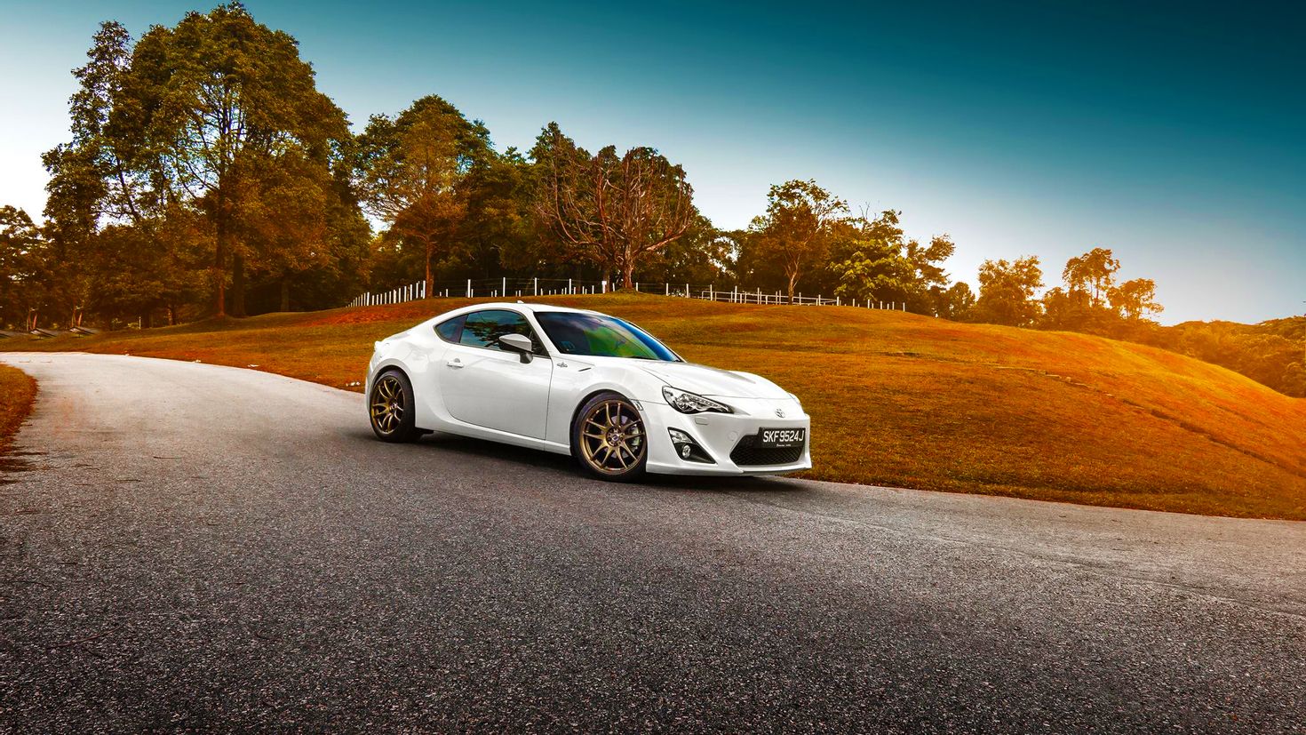 Toyota gt86 White