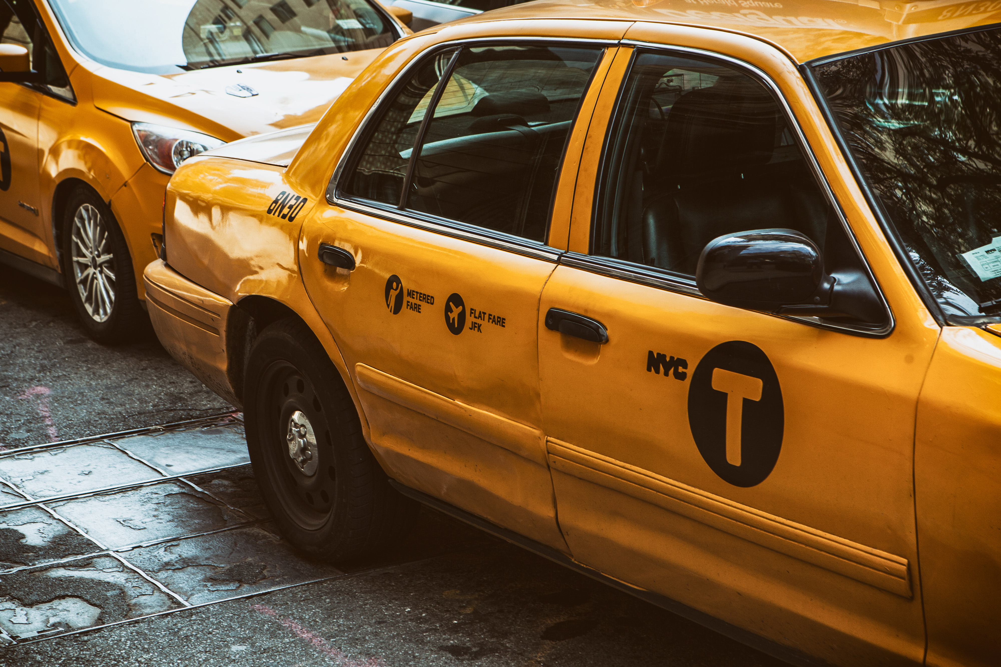 Download mobile wallpaper Auto, Cars, Taxi, New York for free.