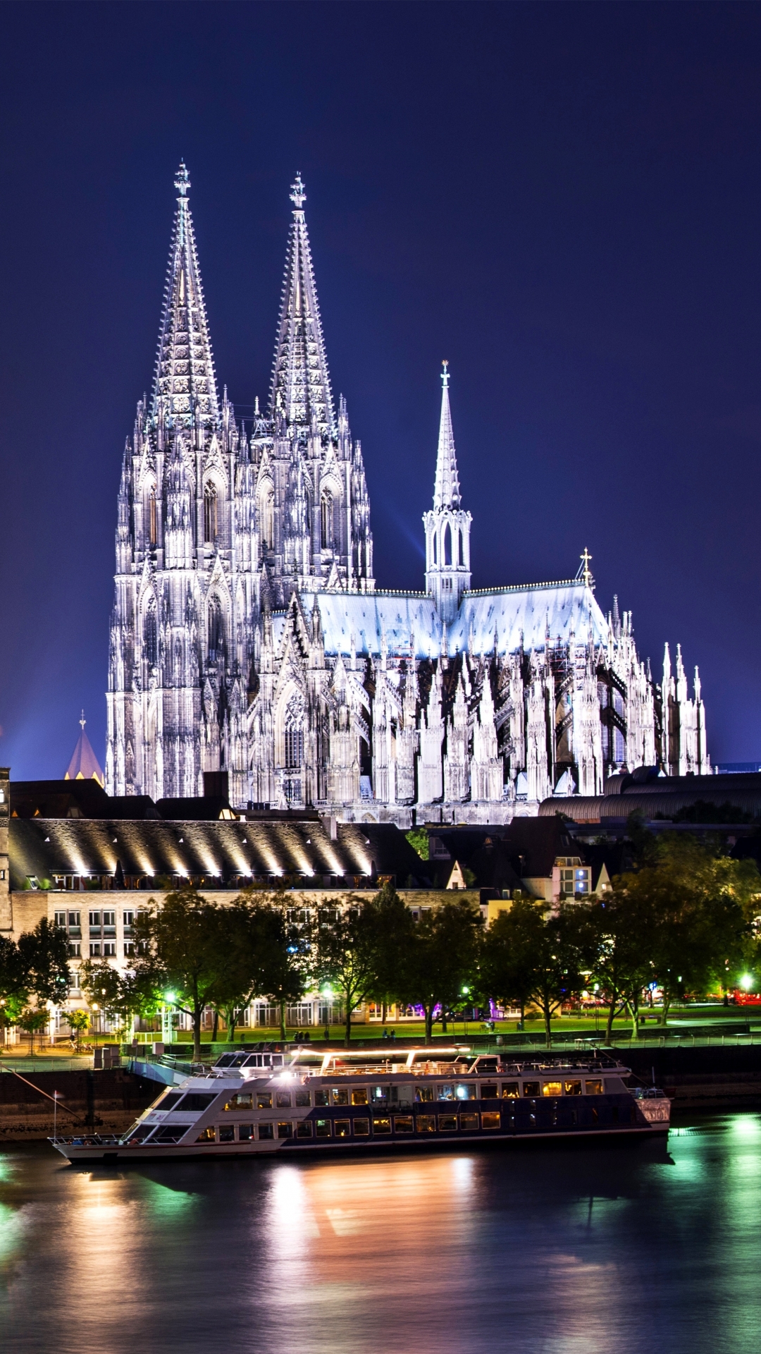cologne, man made, cities Free Stock Photo