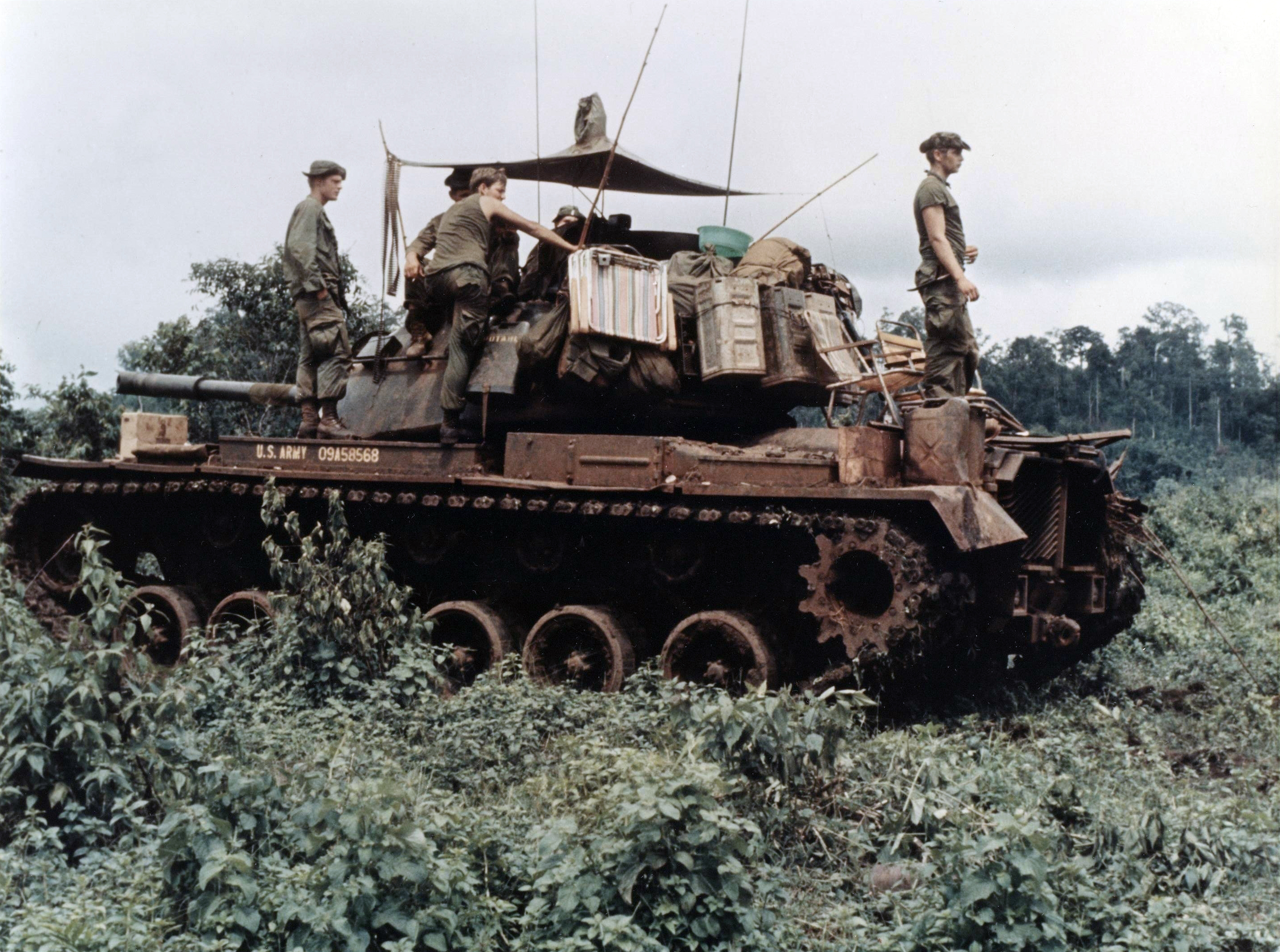 Wo tank. М48 Паттон во Вьетнаме. M60 танк во Вьетнаме. Танк м 48 Паттон а 3 во Вьетнаме.
