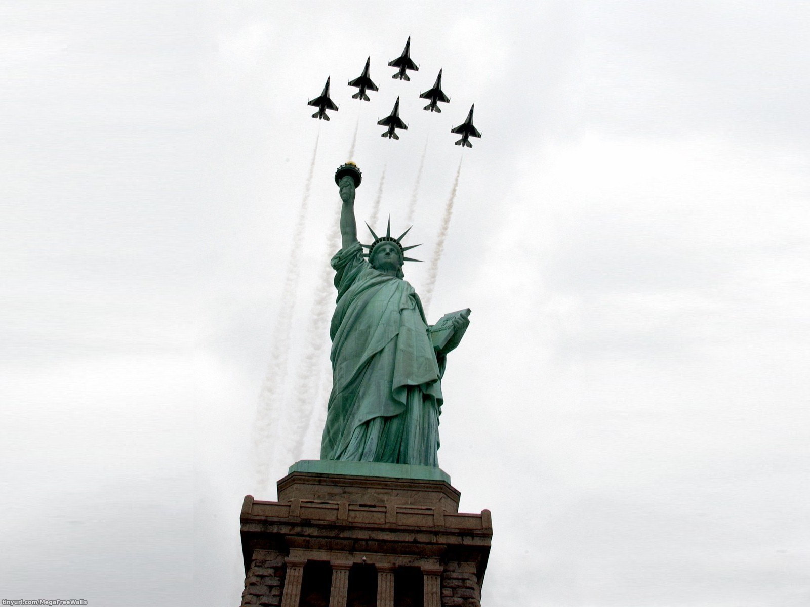 military, air show, jet fighter, statue of liberty, military aircraft