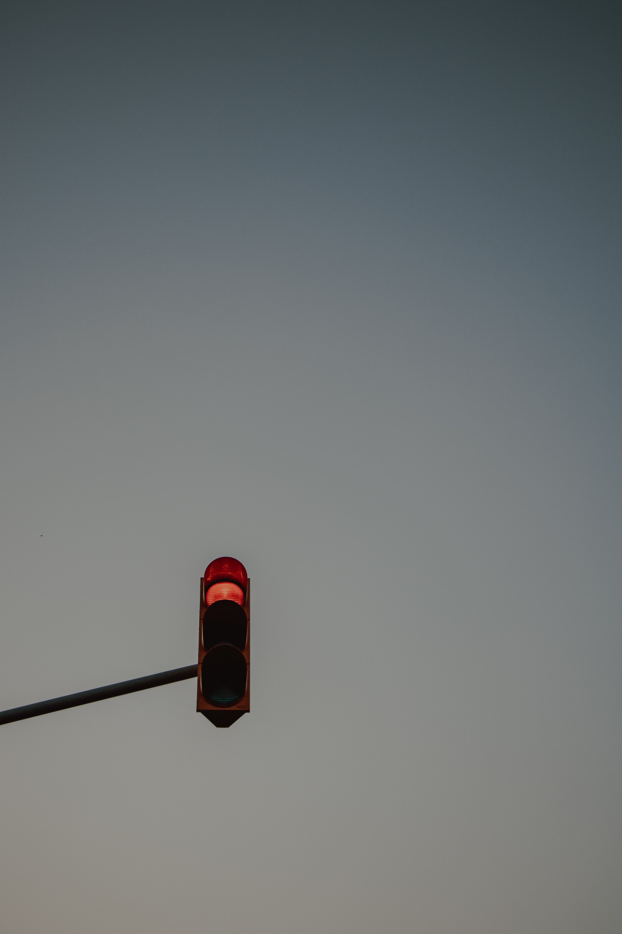 sign, minimalism, sky, traffic light QHD