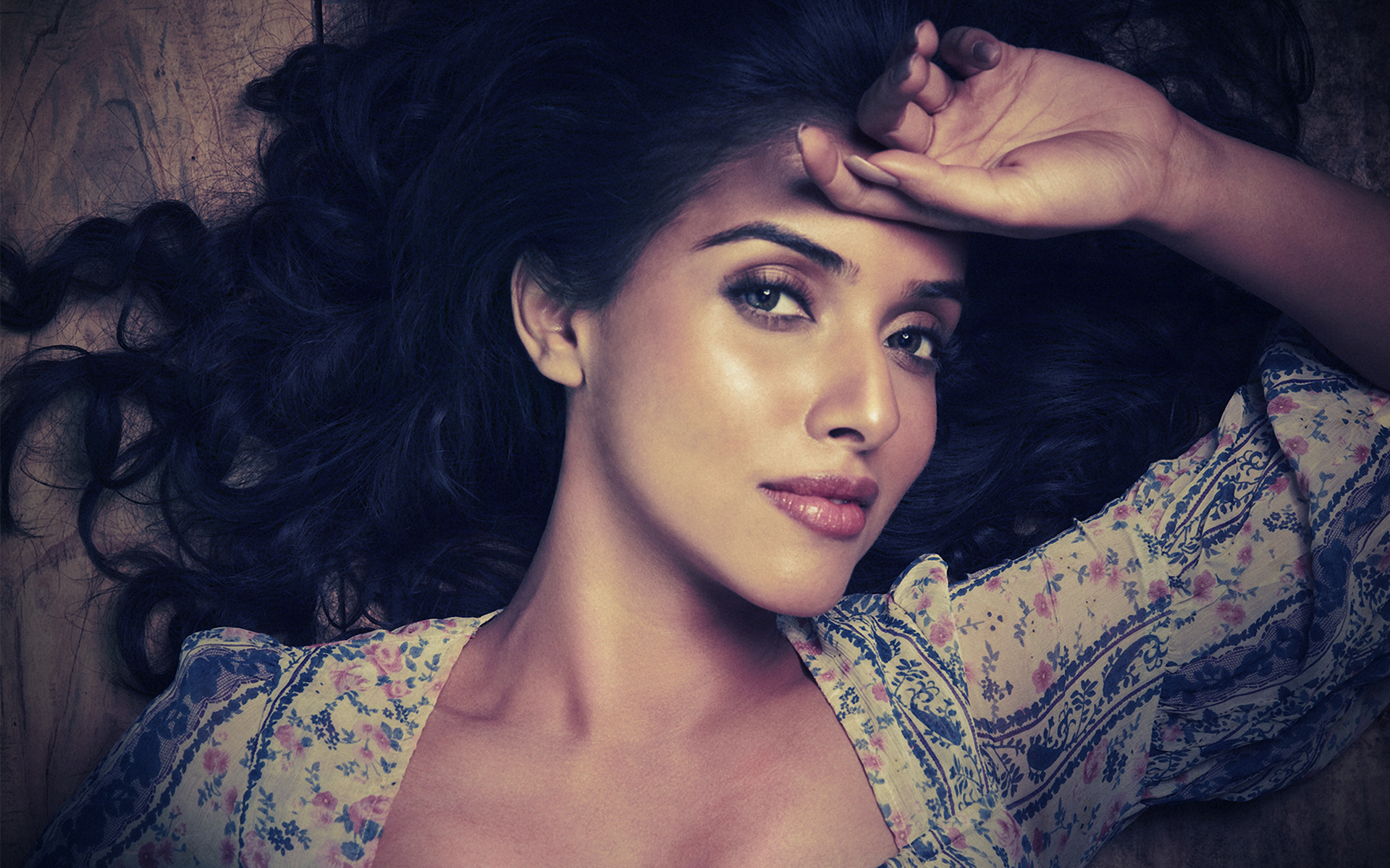 Asin Thottumkal HQ Wallpapers | Asin Thottumkal Wallpapers - 6763 -  Oneindia Wallpapers