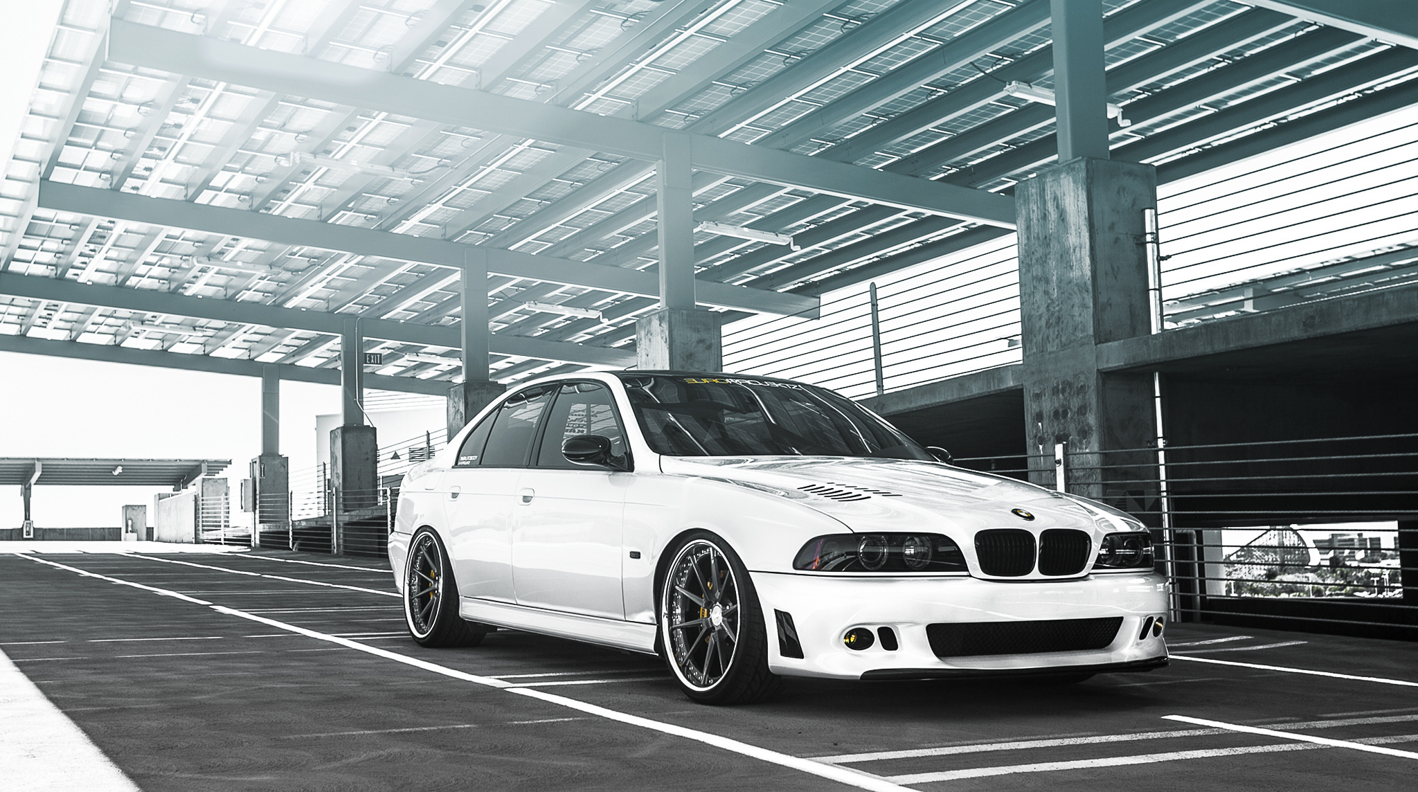 BMW m5 e39 White