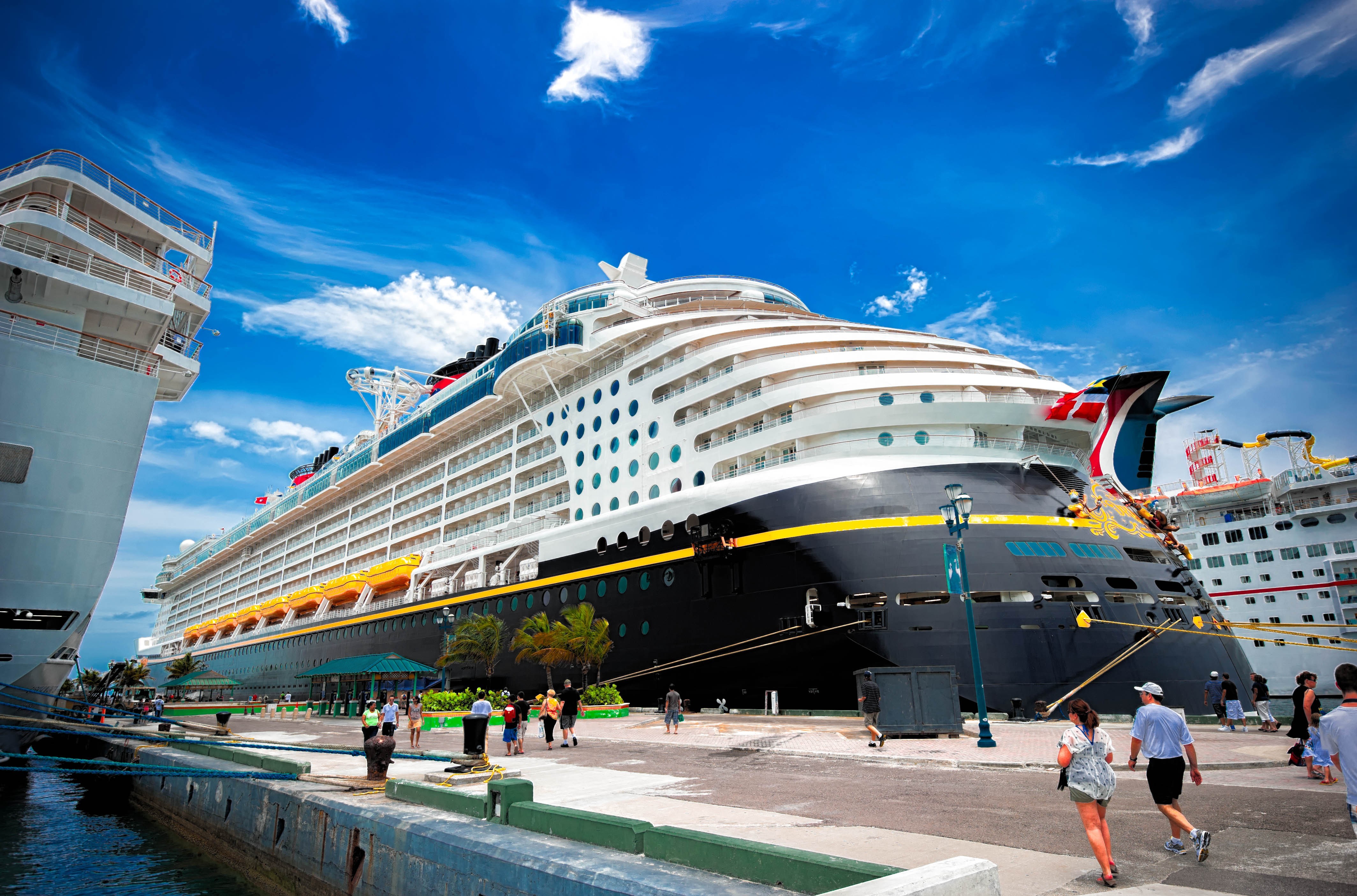 Mobile wallpaper cruise ship, vehicles, cruise ships