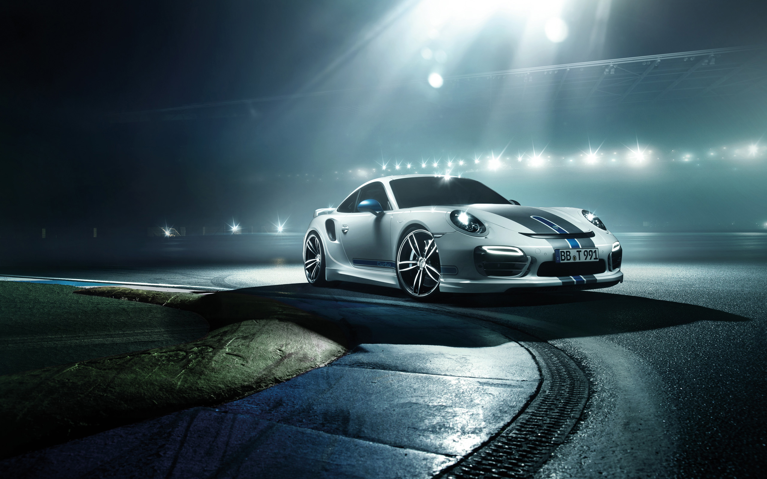 Porsche 911 Turbo s ночью
