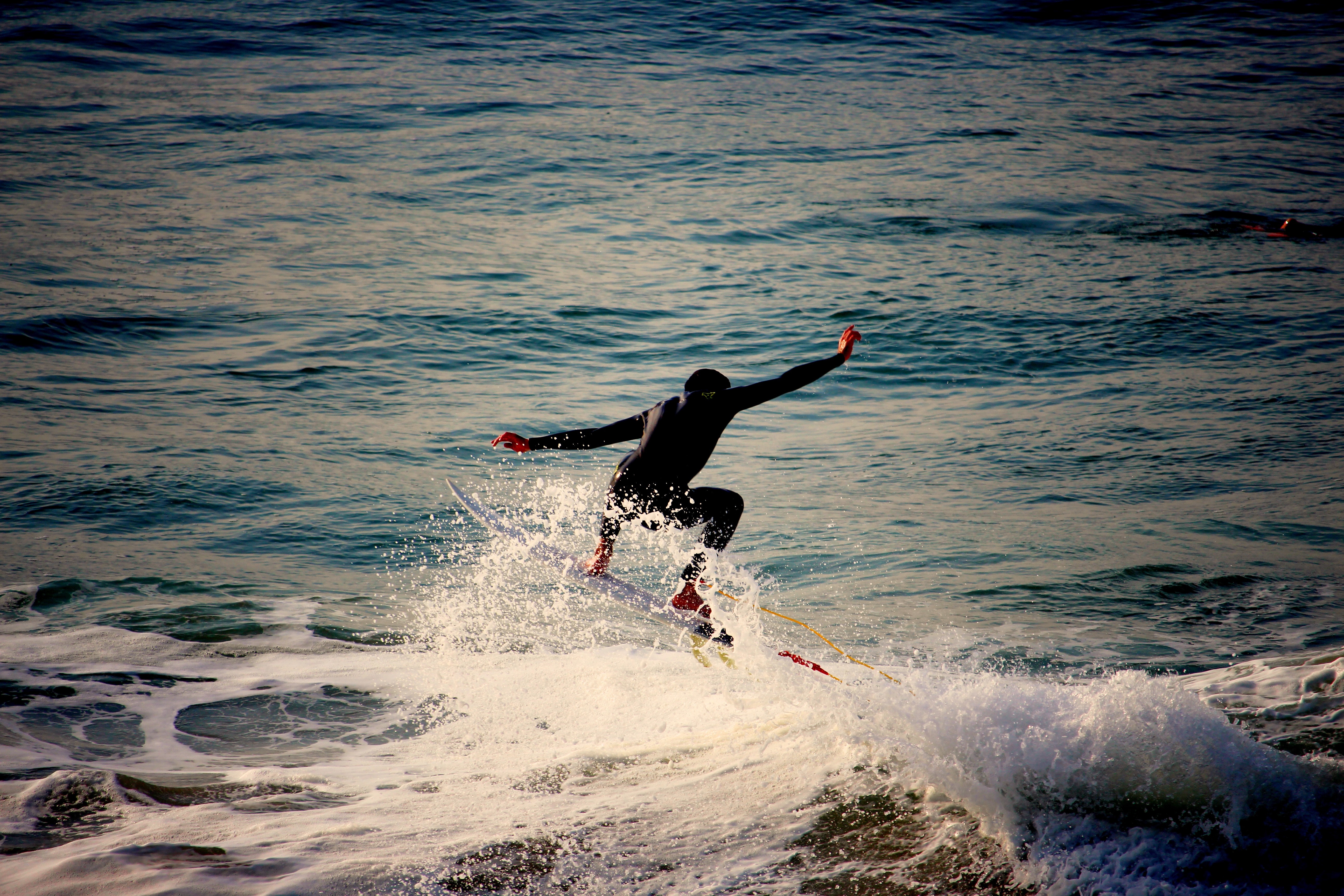 62834 Hintergrundbild herunterladen sport, sea, waves, surfen, schaum, surfer - Bildschirmschoner und Bilder kostenlos