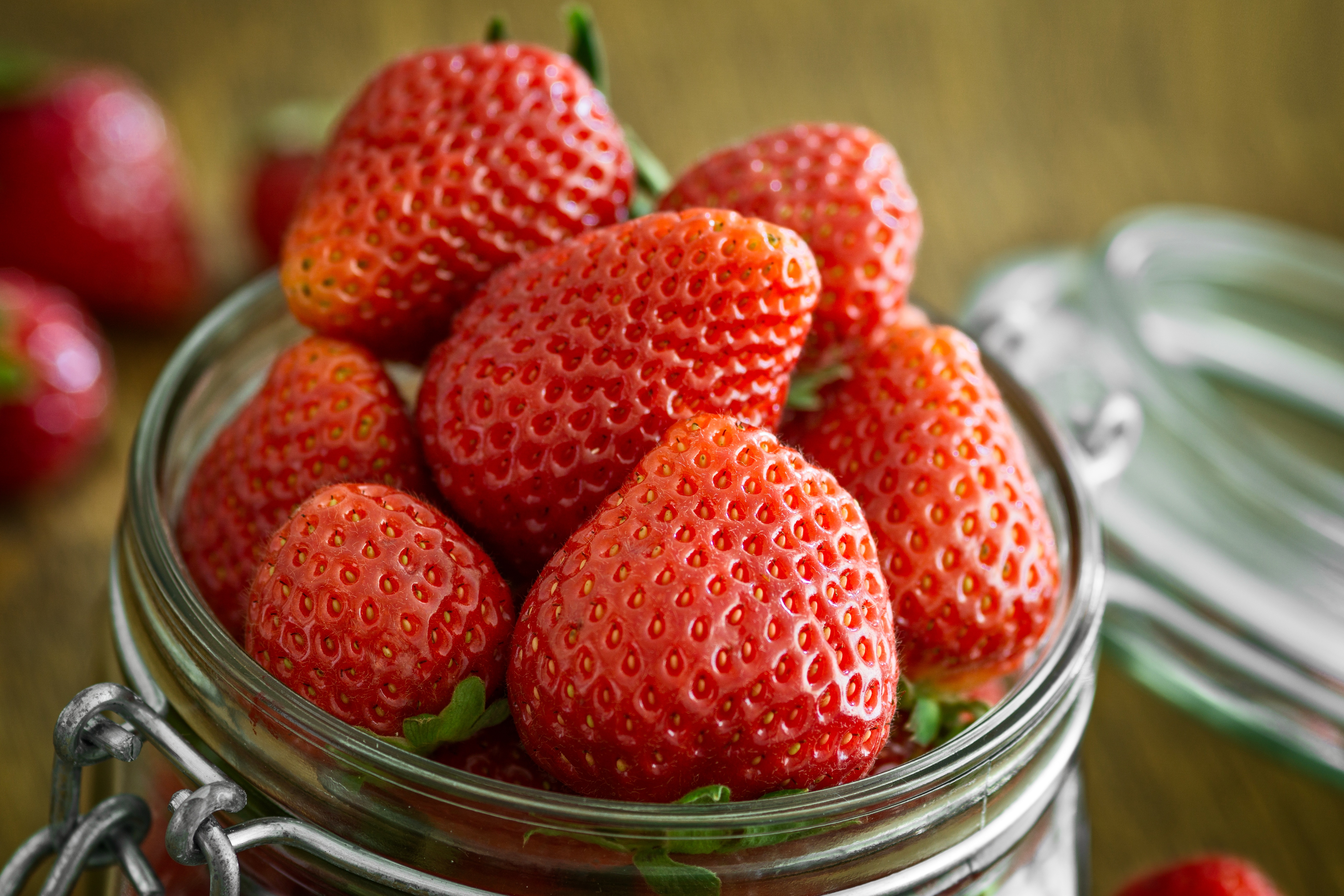Laden Sie das Lebensmittel, Erdbeere, Berries, Nahaufnahme-Bild kostenlos auf Ihren PC-Desktop herunter