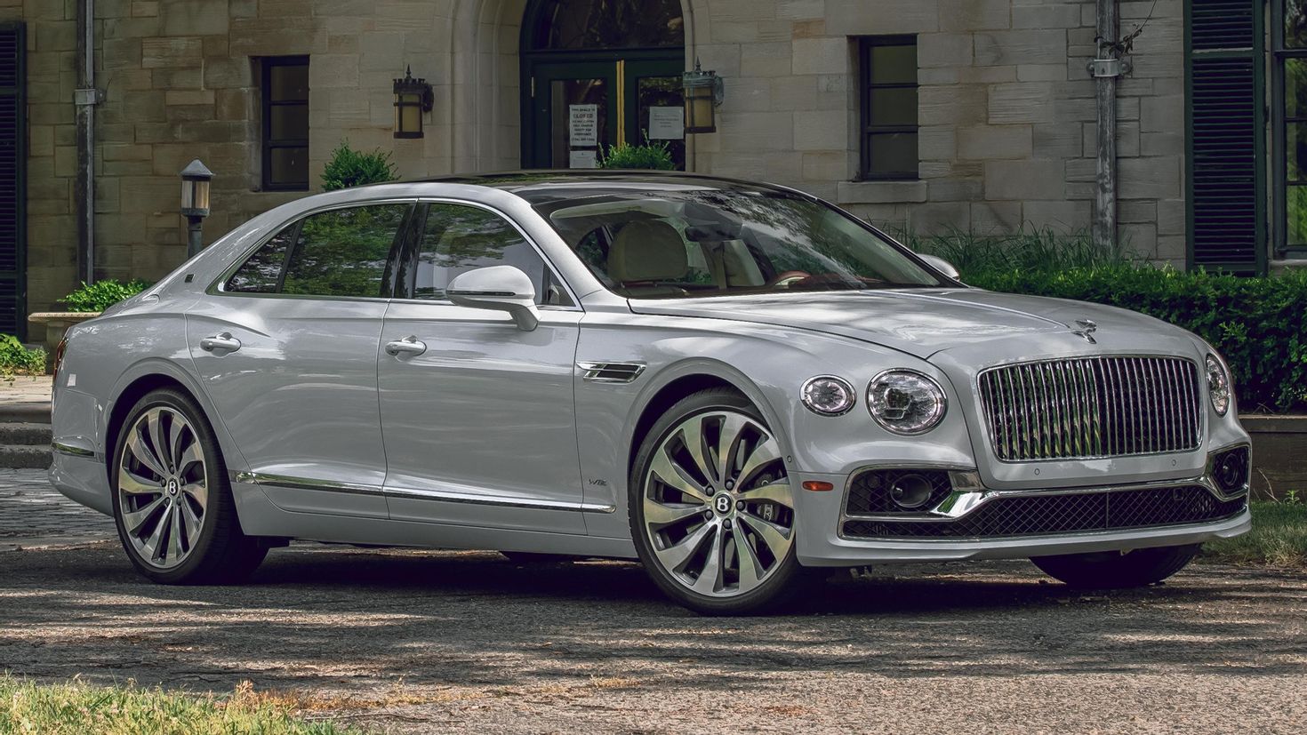 Новые 0. Bentley Flying Spur 2021. Бентли Flying Spur 2020. Бентли Flying Spur 2021. Bentley Continental Flying Spur 2021.