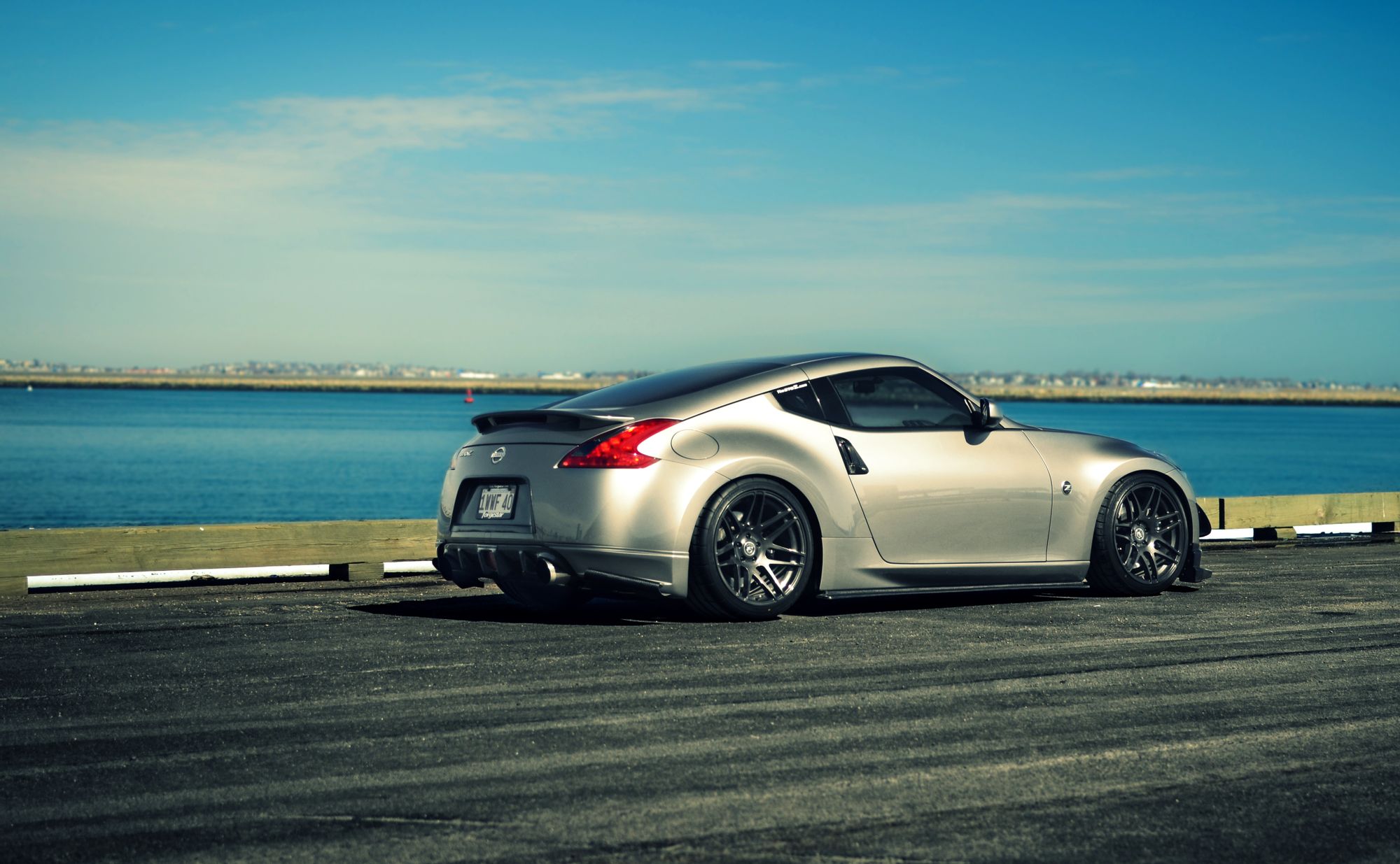 Nissan 370z С‚РµРјРЅС‹Р№ С„РѕРЅ