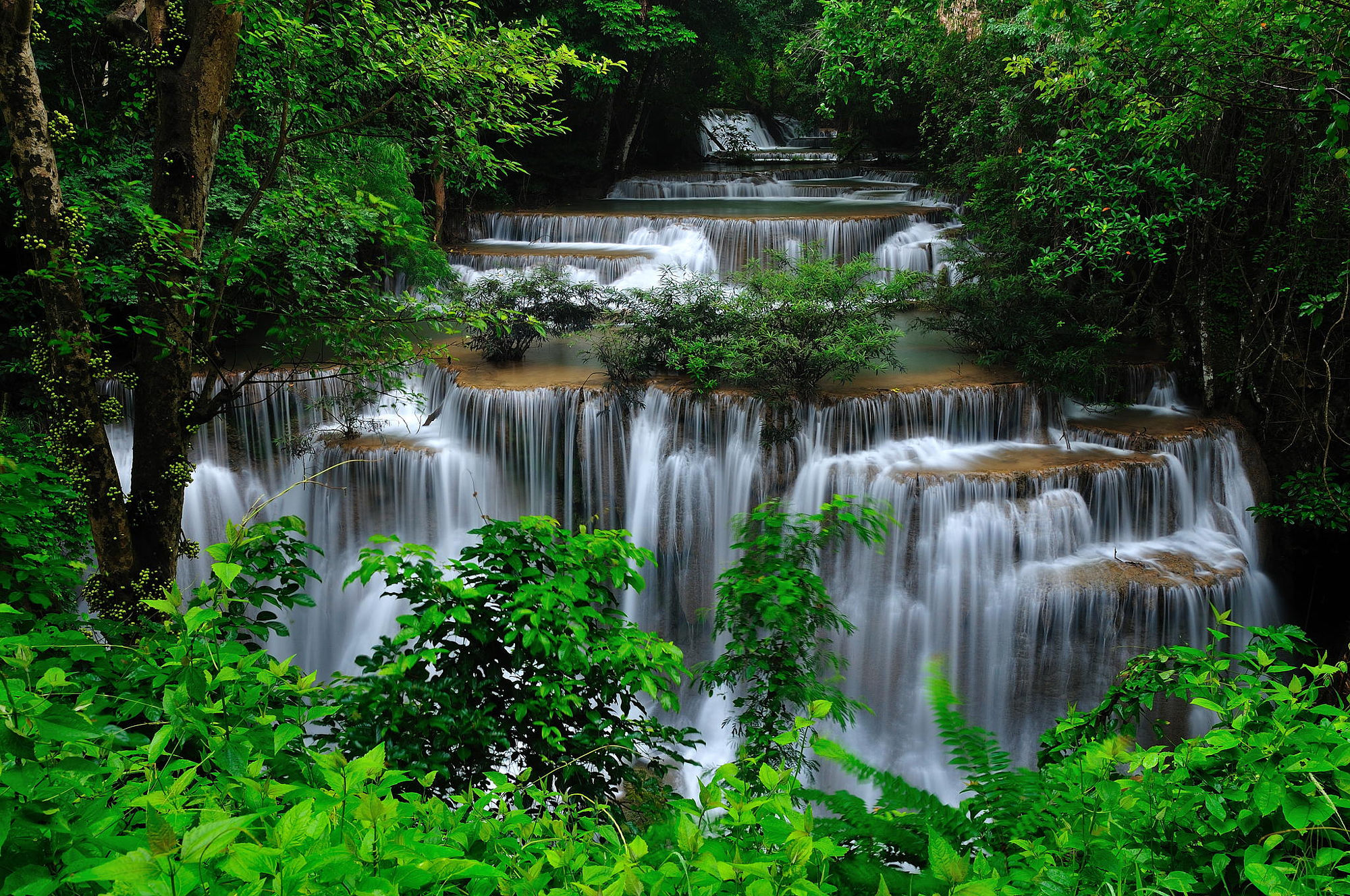Природа в Таиланде и водопады