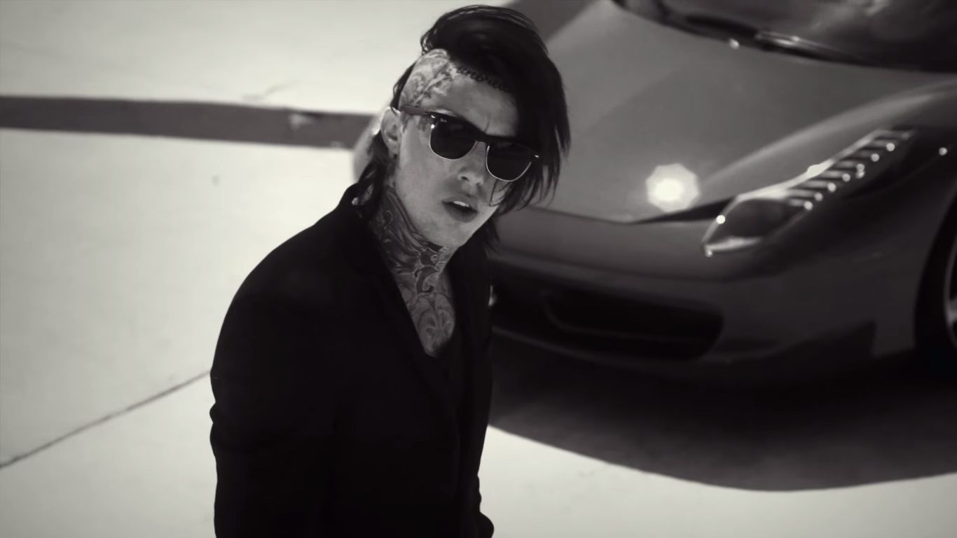 Falling In Reverse Tablet HD picture