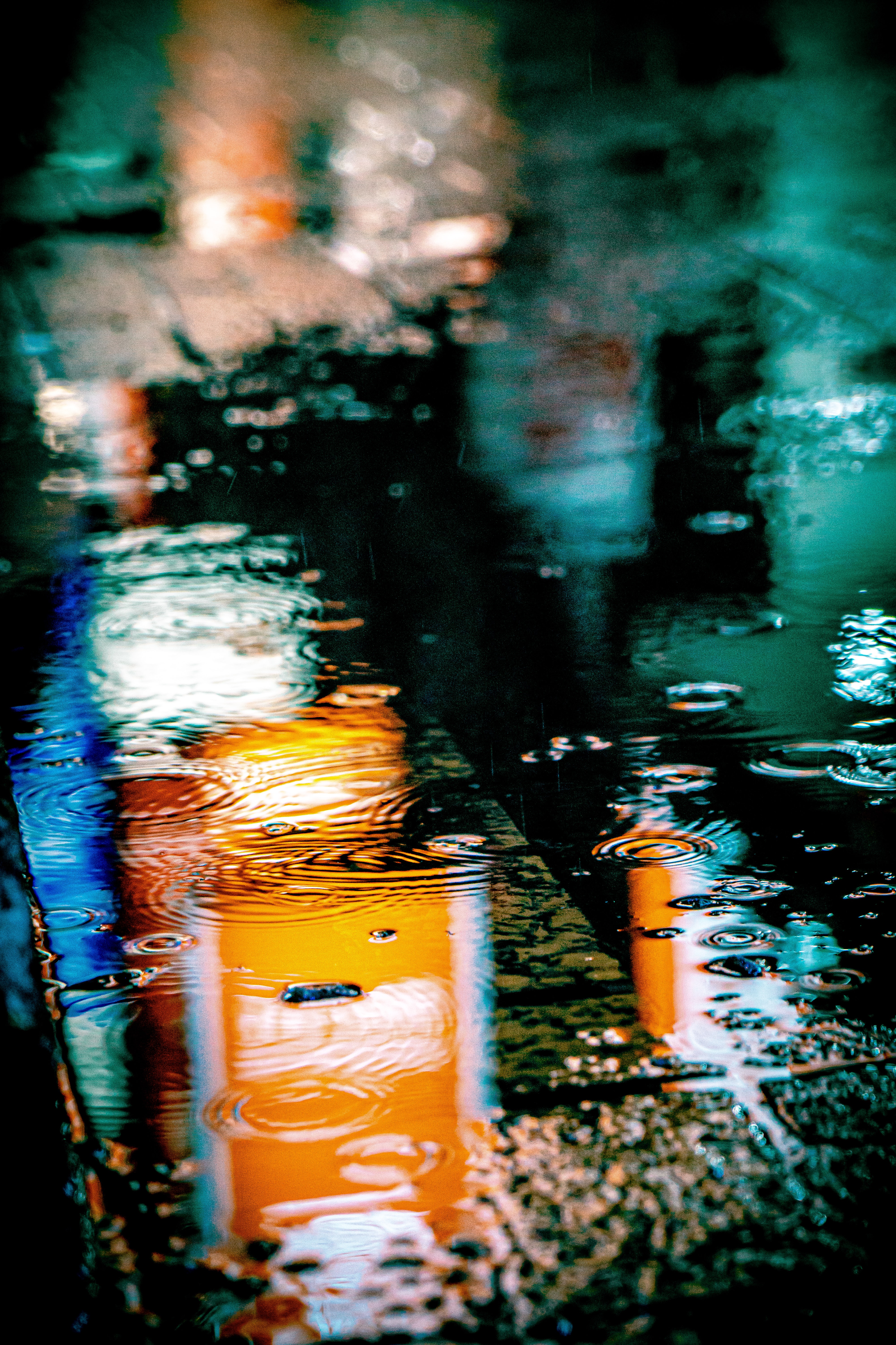 rain, neon, drops, lights, reflection, macro, puddle QHD