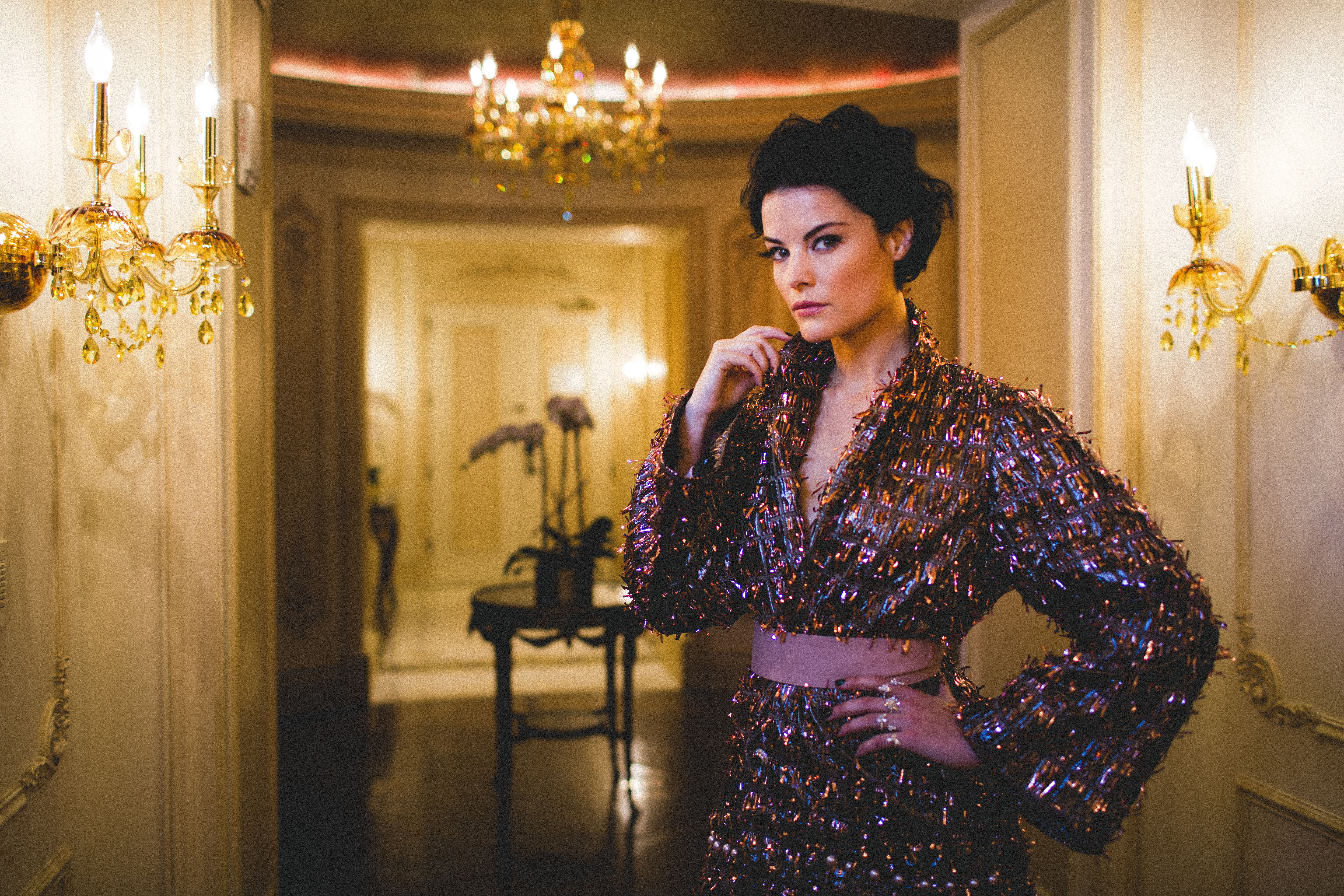 celebrity, jaimie alexander, actress, american, brunette, chandelier, depth of field for android