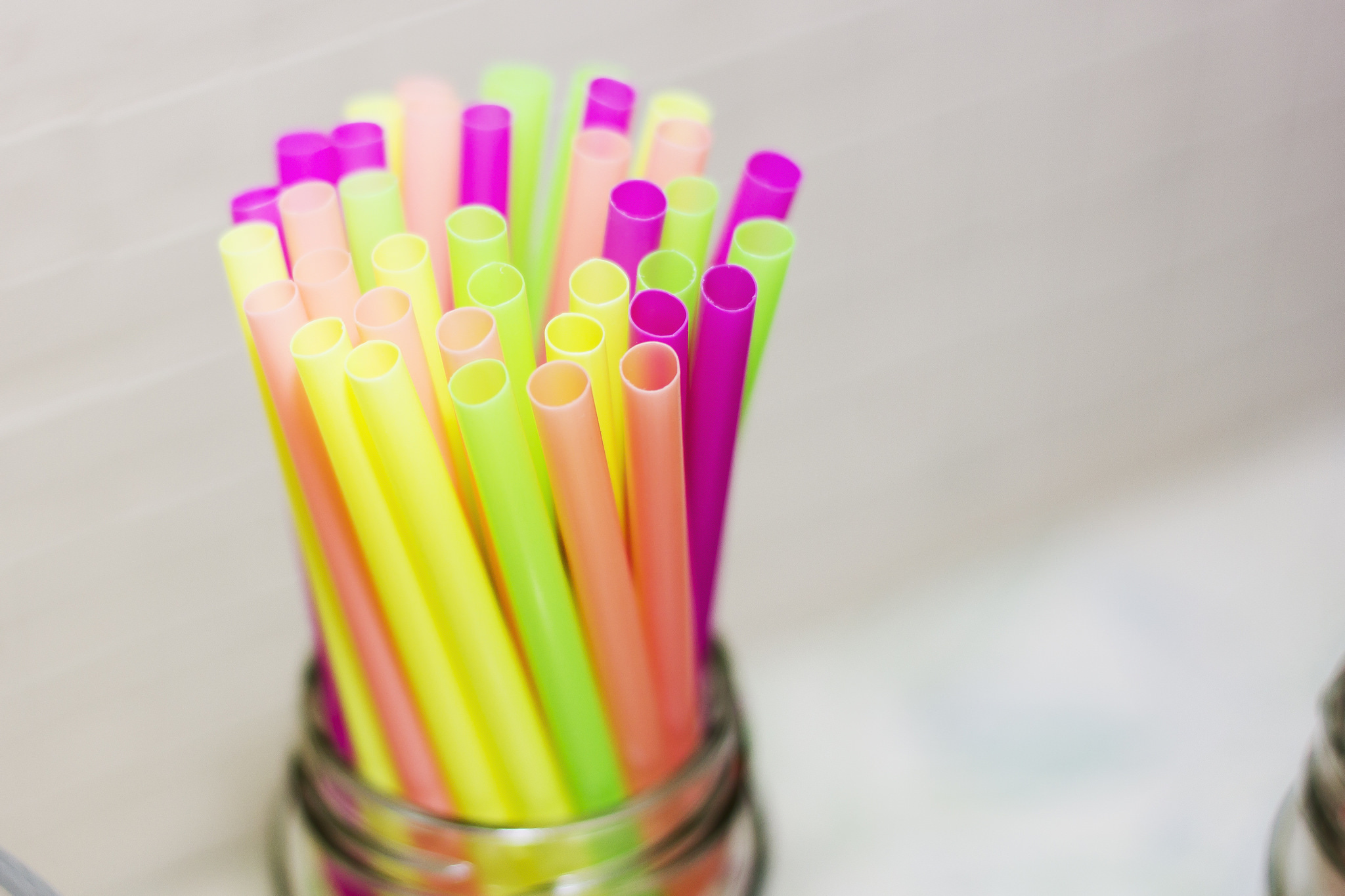photography, colors, close up, straw