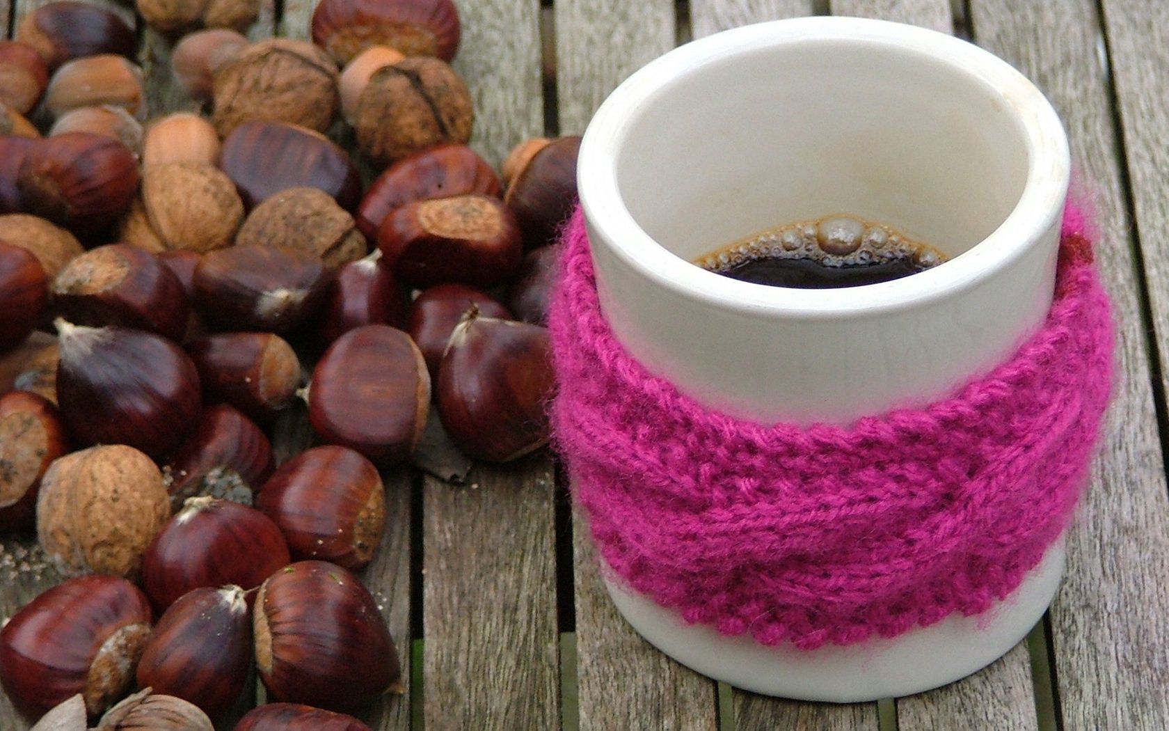 Download mobile wallpaper Scarf, Food, Mug, Cup, Nuts, Coffee for free.