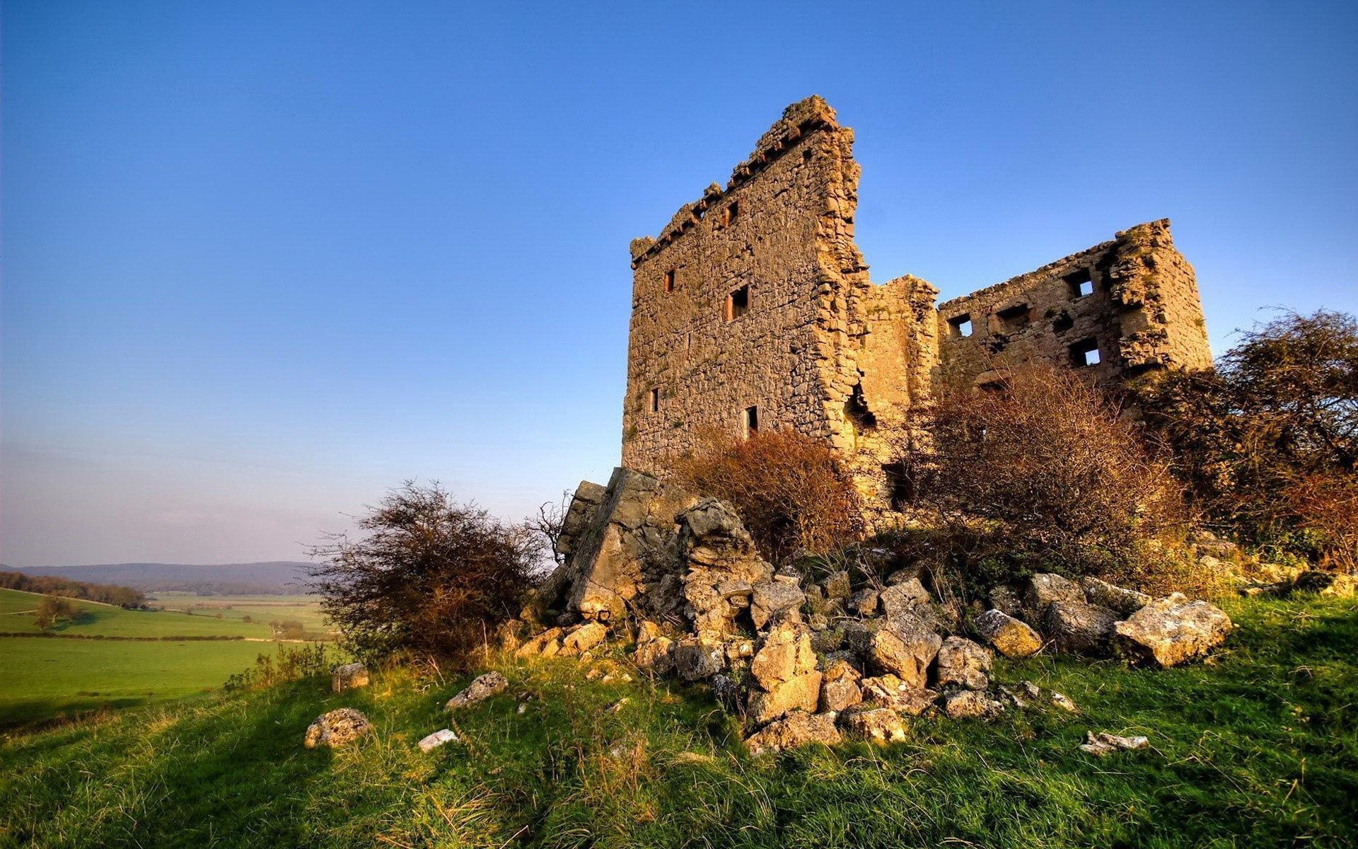 Download mobile wallpaper Construction, Stones, Polyana, Glade, Architecture, Ruins, Ruin, Nature, Mountains for free.