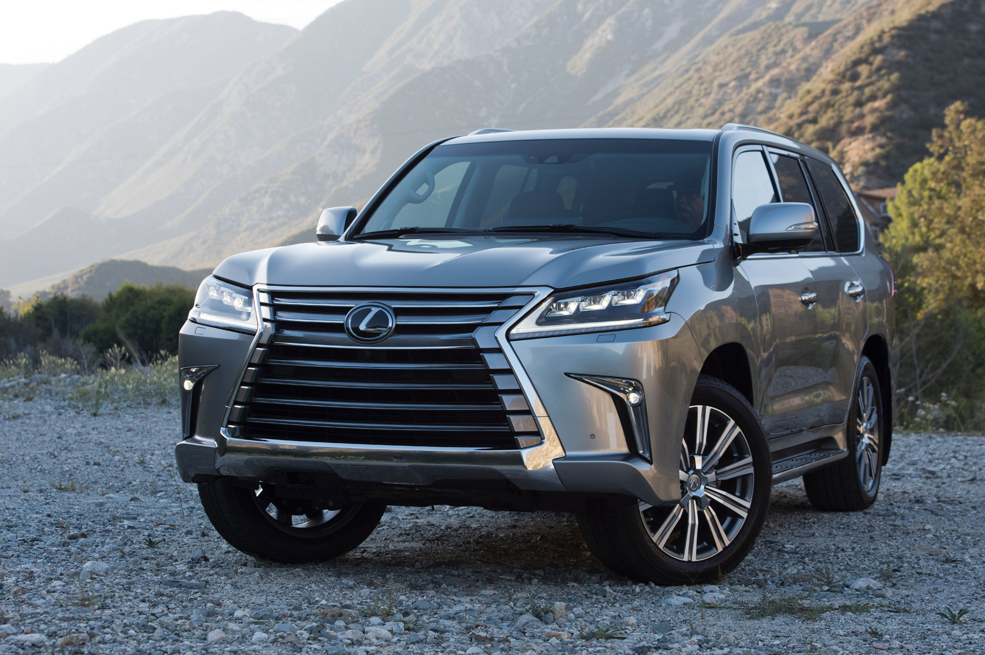 Download mobile wallpaper Lexus Lx 570 Fl, Cars, Front View, Suv for free.