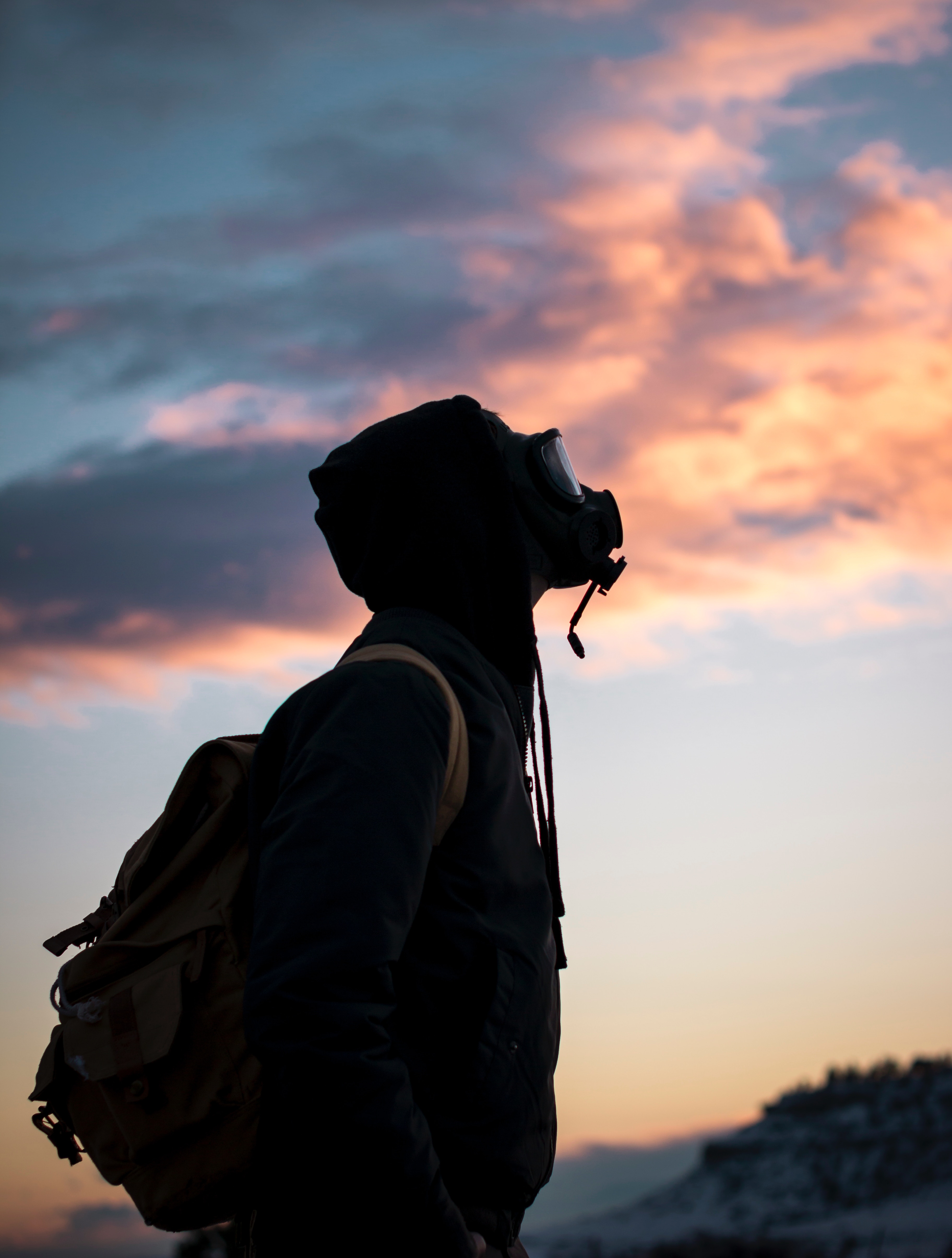Download mobile wallpaper Sky, Miscellaneous, Miscellanea, Gas Mask, Sunset, Man, Mask for free.