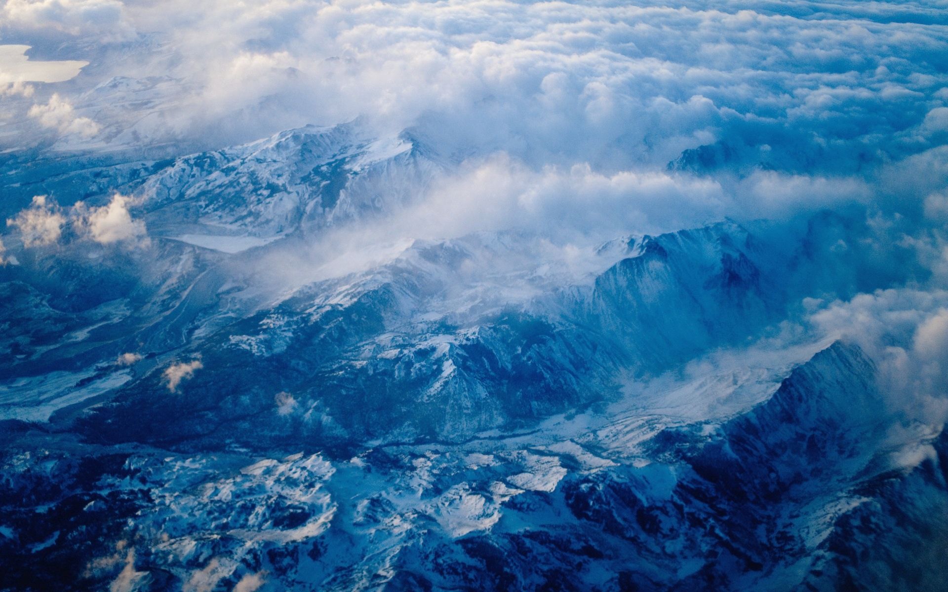 60359 скачать картинку природа, горы, облака, снег, рельеф, высота, вершины - обои и заставки бесплатно