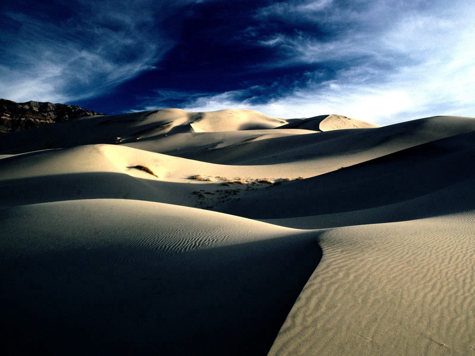 dunes, clouds, lines, nature, sky, mountains, sand, desert, shadows, links QHD