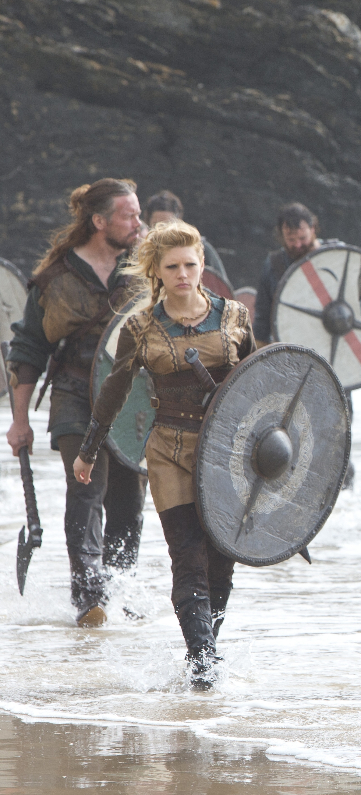 Имена викингов. Katheryn Winnick as Lagertha. Викинги женщины.