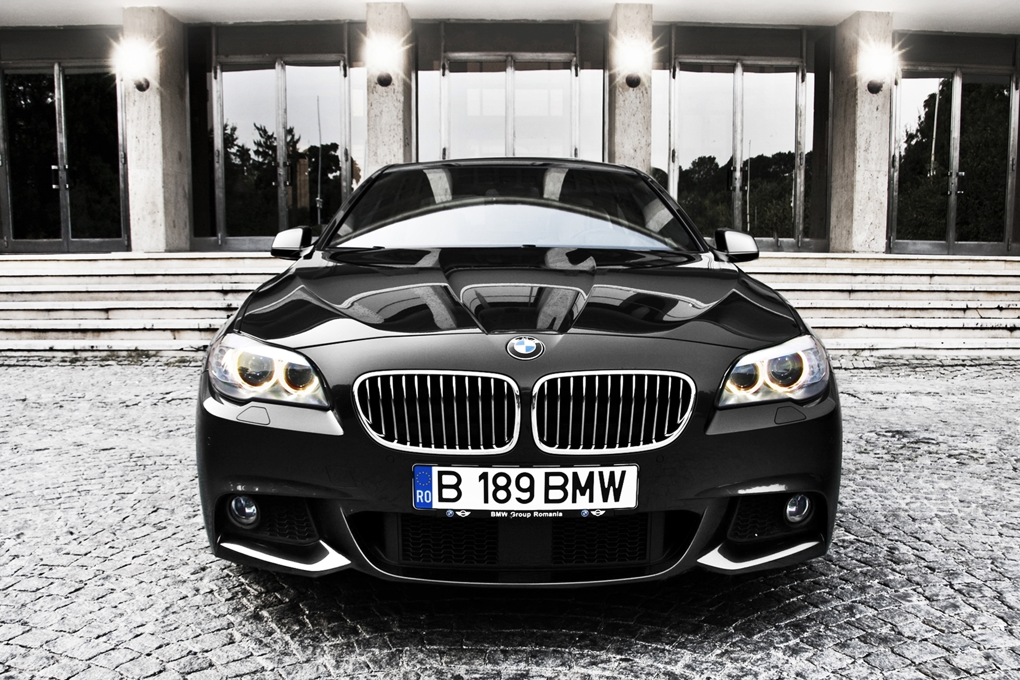 Черная машина перед. BMW 530xd f10. BMW m5 Black. BMW m5 f10. BMW m5 f10 Black.