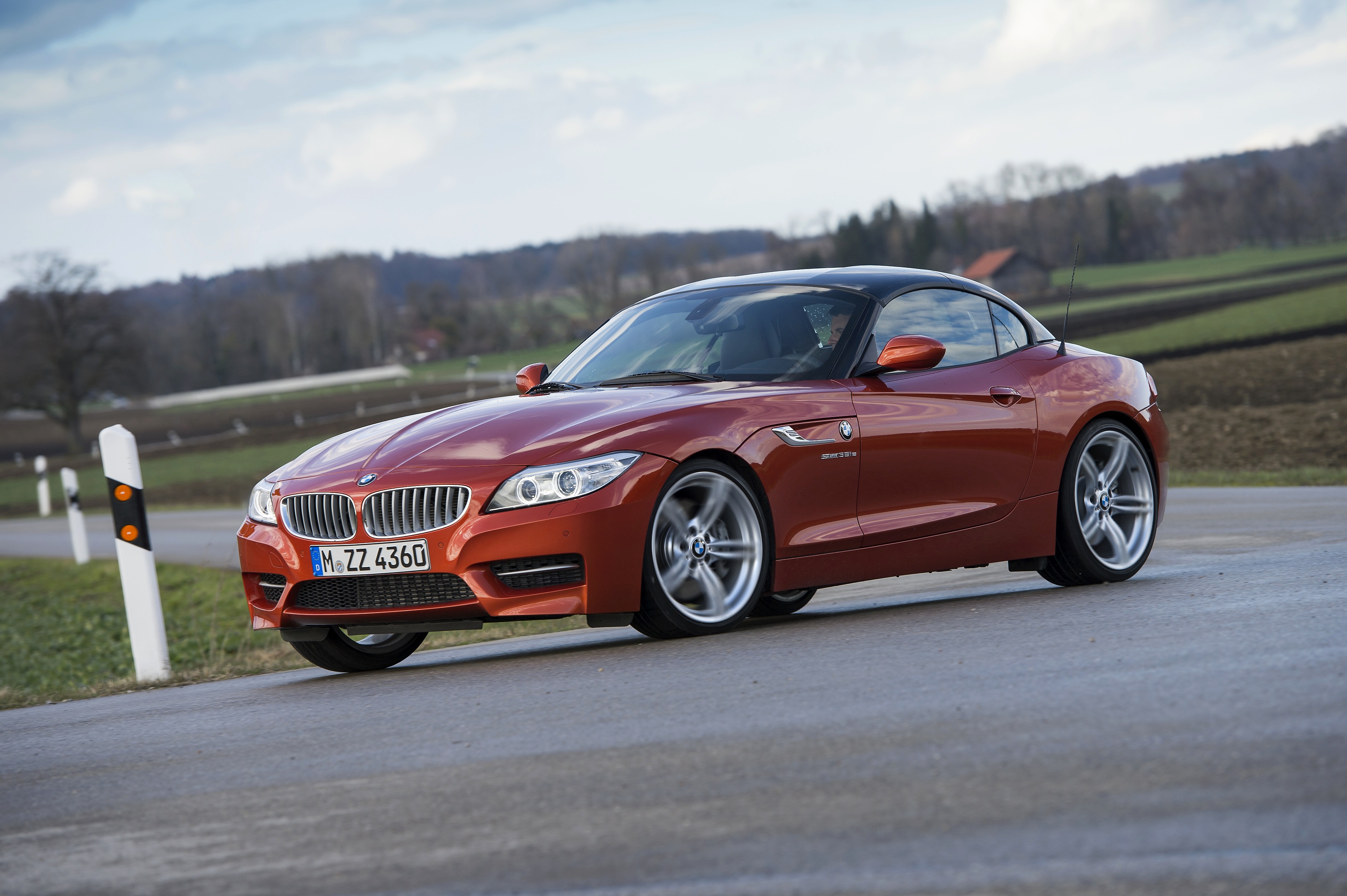 Четвертый машина. BMW z4 sdrive35is. BMW z4 2013. BMW z4 e89 35is. BMW z4 SDRIVE 2013.